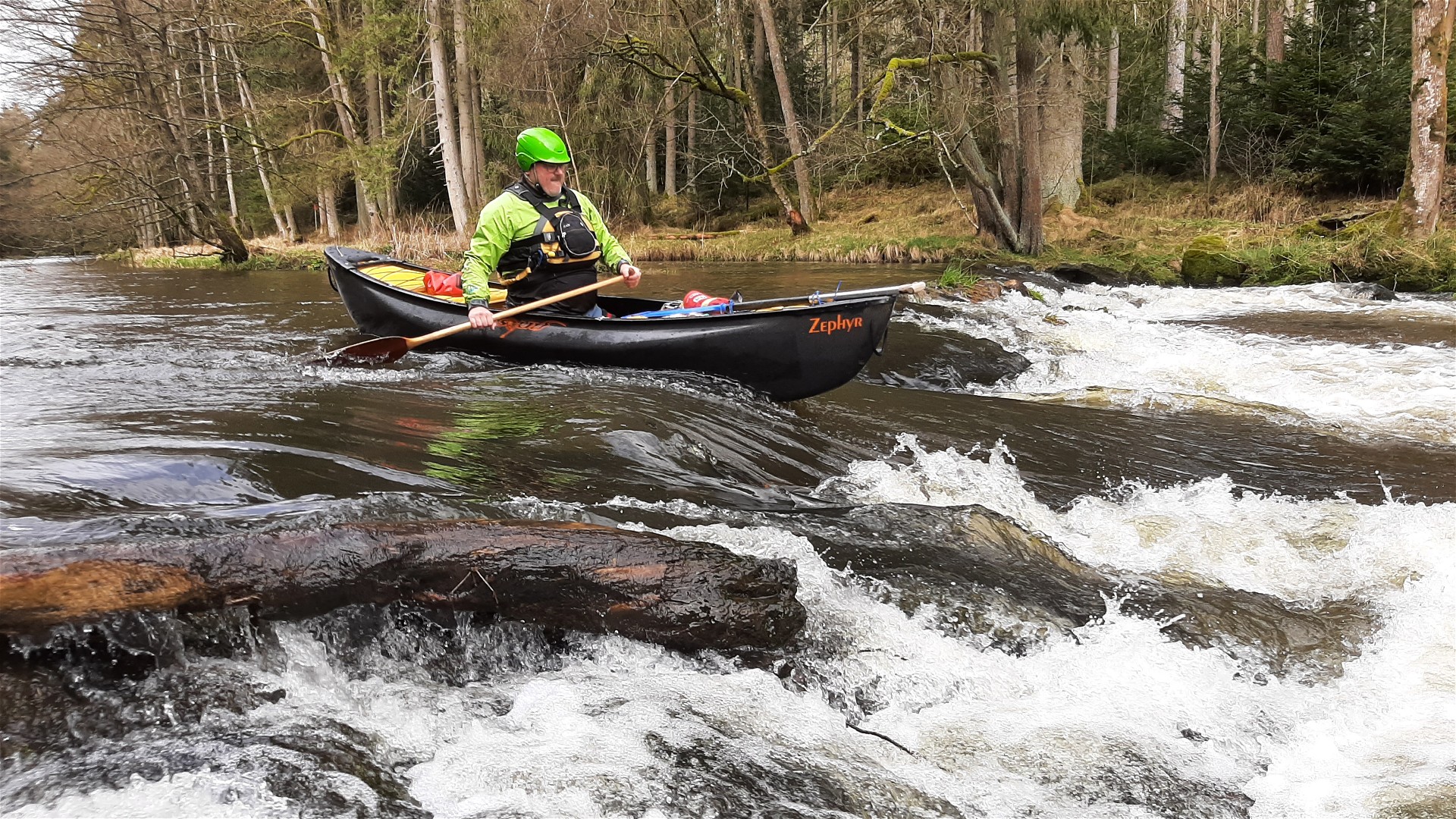 Kajak, Fluss Große Mühl, Abschnitt Aigen - Haslach leichtes Wildwasser unterhalb Aigen 🛶 Jürgen W.