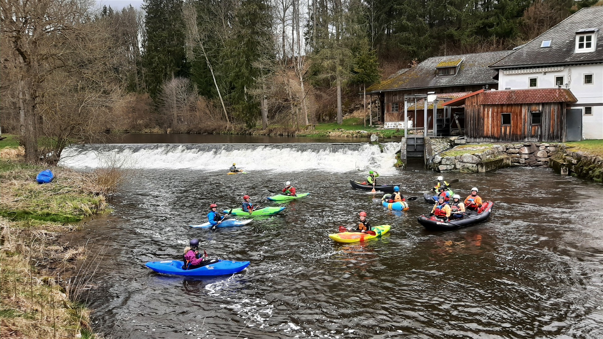 Kajak, Fluss Große Mühl, Abschnitt Aigen - Haslach Wehr Furtmühle 🛶 LFC