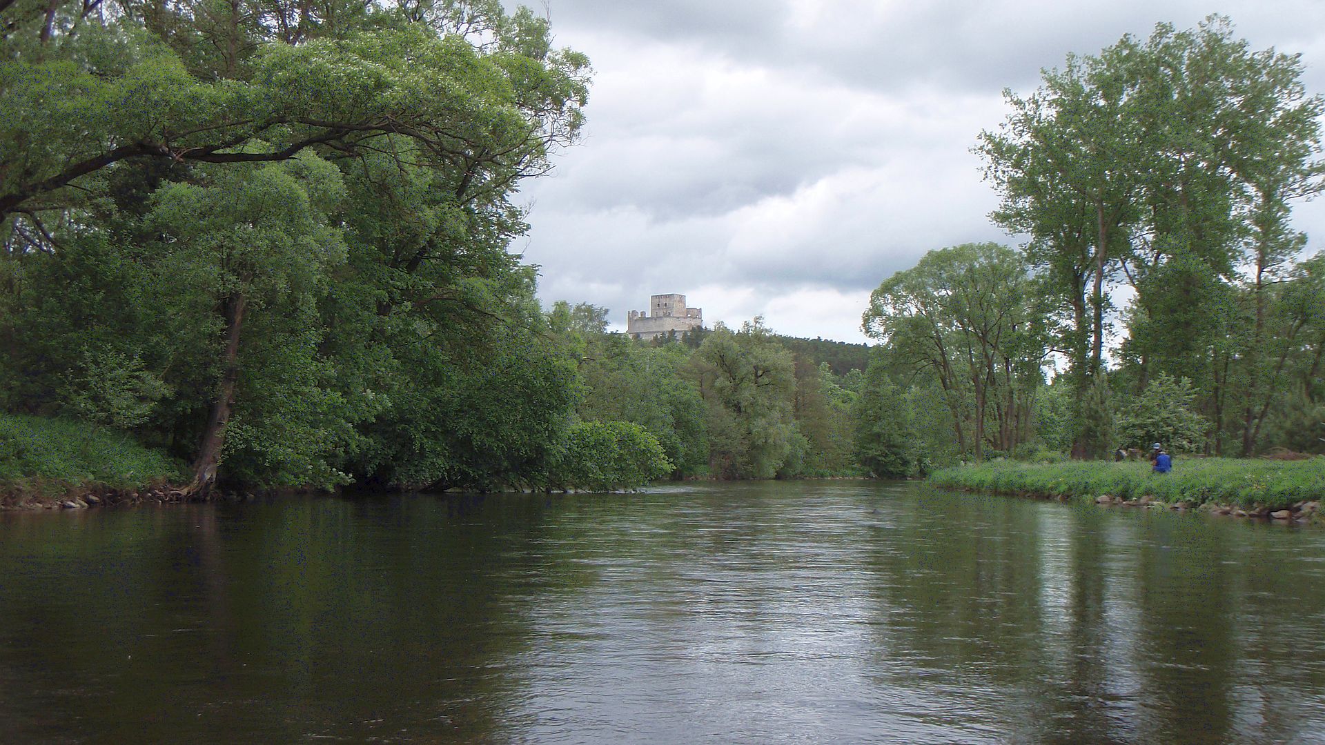 Kajak, Fluss Otava, Abschnitt Sušice - Horažďovice Blick auf die Burg Rabi 