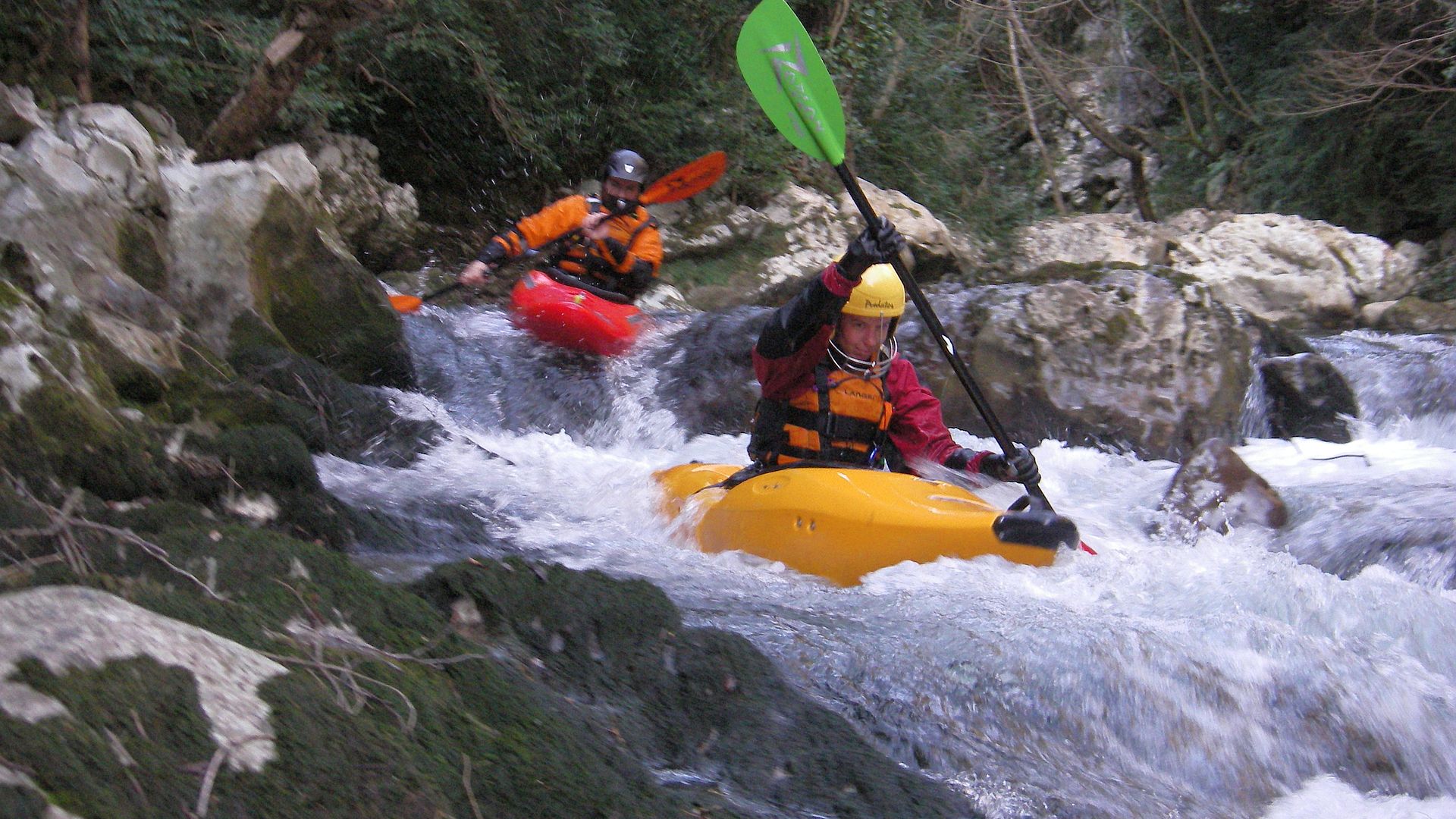 Kajak, Fluss Bussento, Abschnitt Sanza - Stausee (Schlucht) verblocktes Gefälle 🛶 Nicole D., Thorsten D.