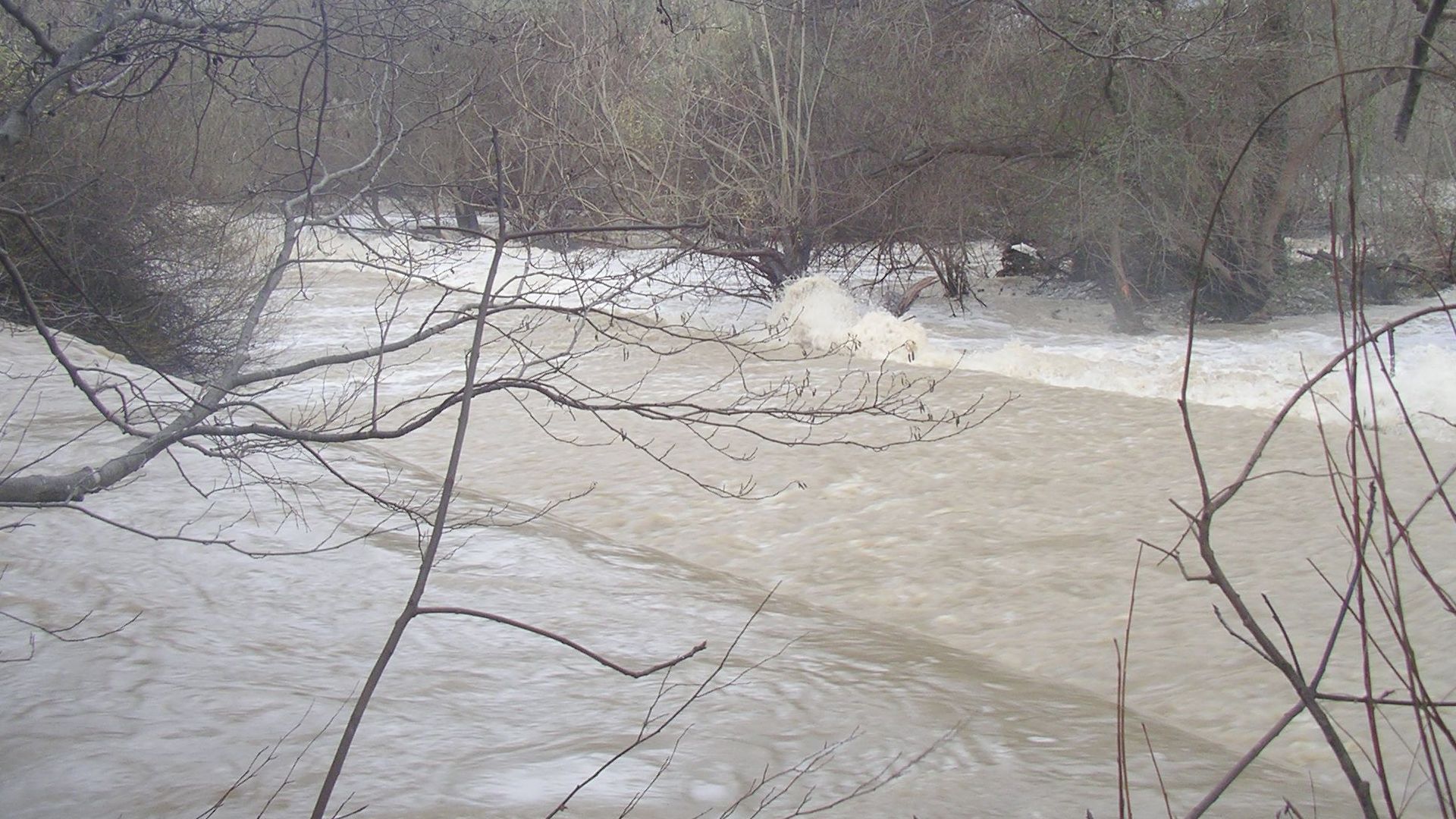 Kajak, Fluss Bussento, Abschnitt Sicili - Mündung im Meer Wehr-Doppelstufe 