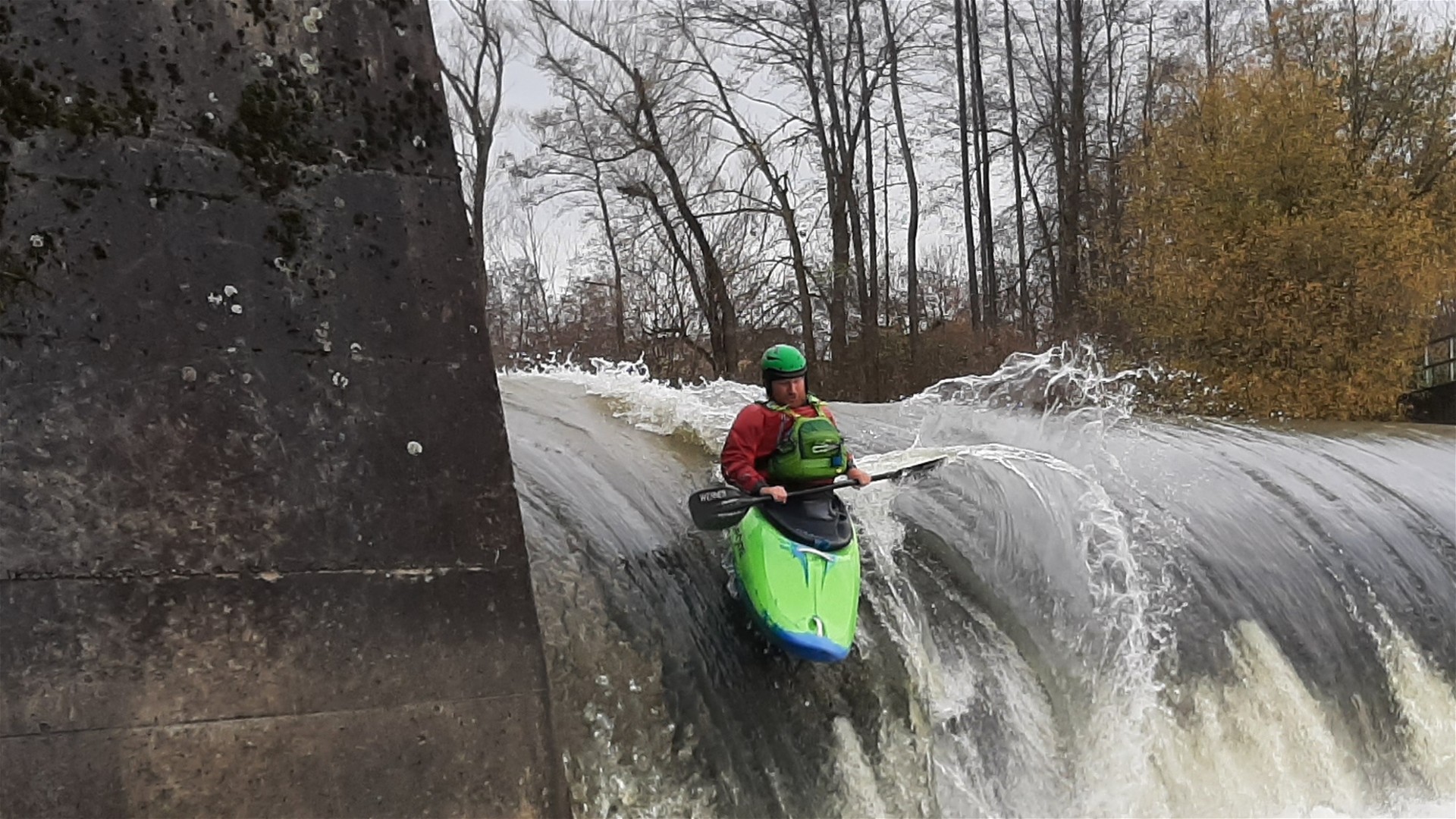 Kajak, Fluss Krems, Abschnitt Achleiten - Neuhofen Wehr bei Neuhofen 🛶 Joachim A.