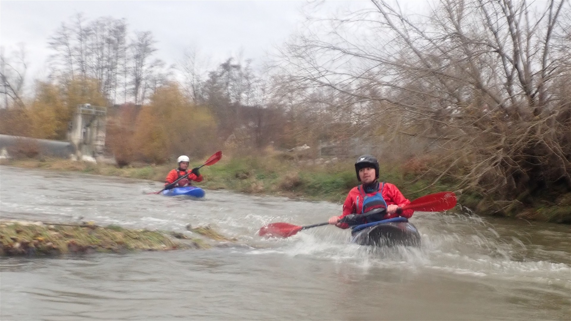 Kajak, Fluss Krems, Abschnitt Achleiten - Neuhofen nach dem Wehr bei Neuhofen 🛶 Heiko F.