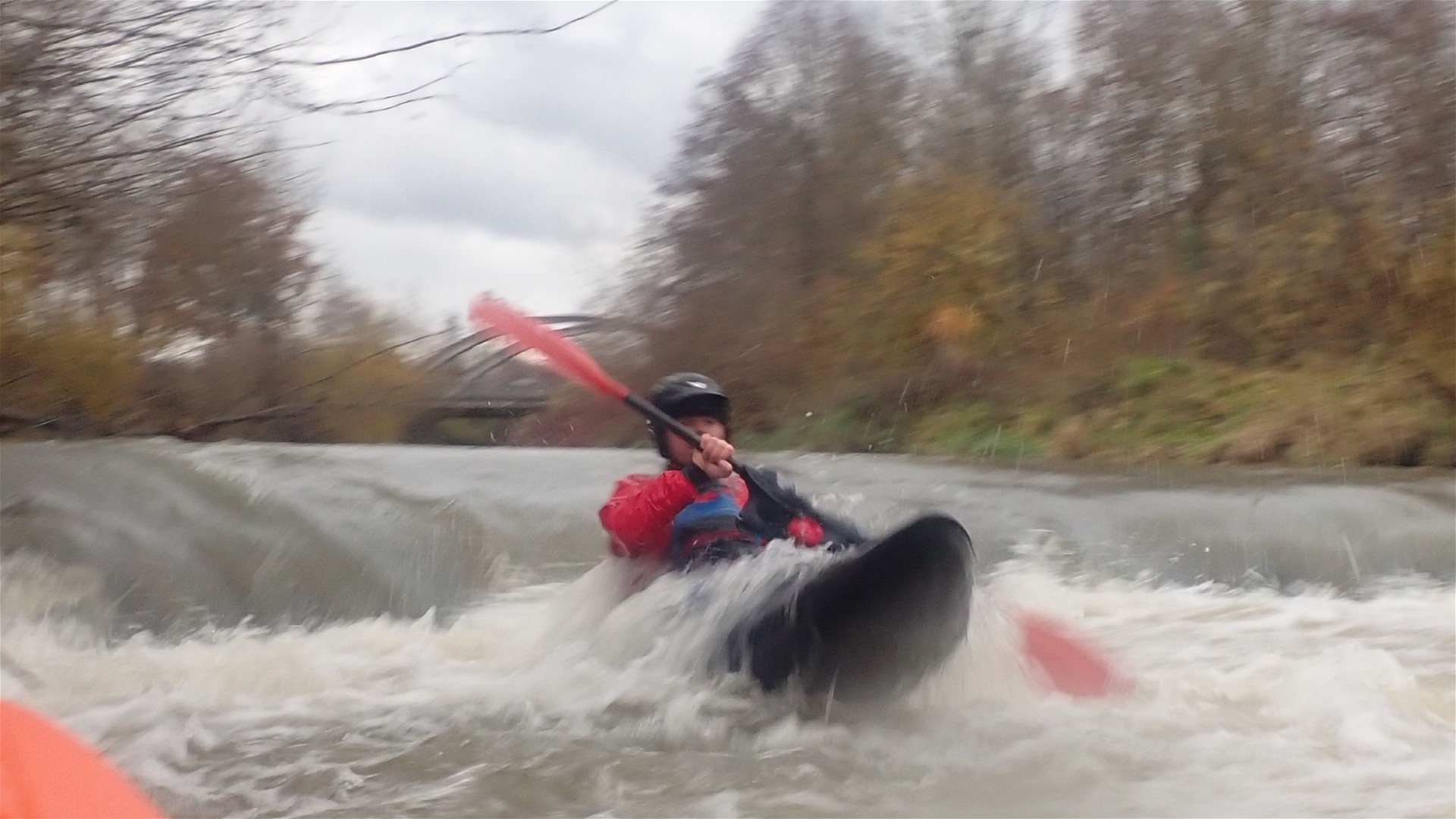 Kajak, Fluss Krems, Abschnitt Achleiten - Neuhofen nach dem Wehr bei Neuhofen 🛶 Heiko F.