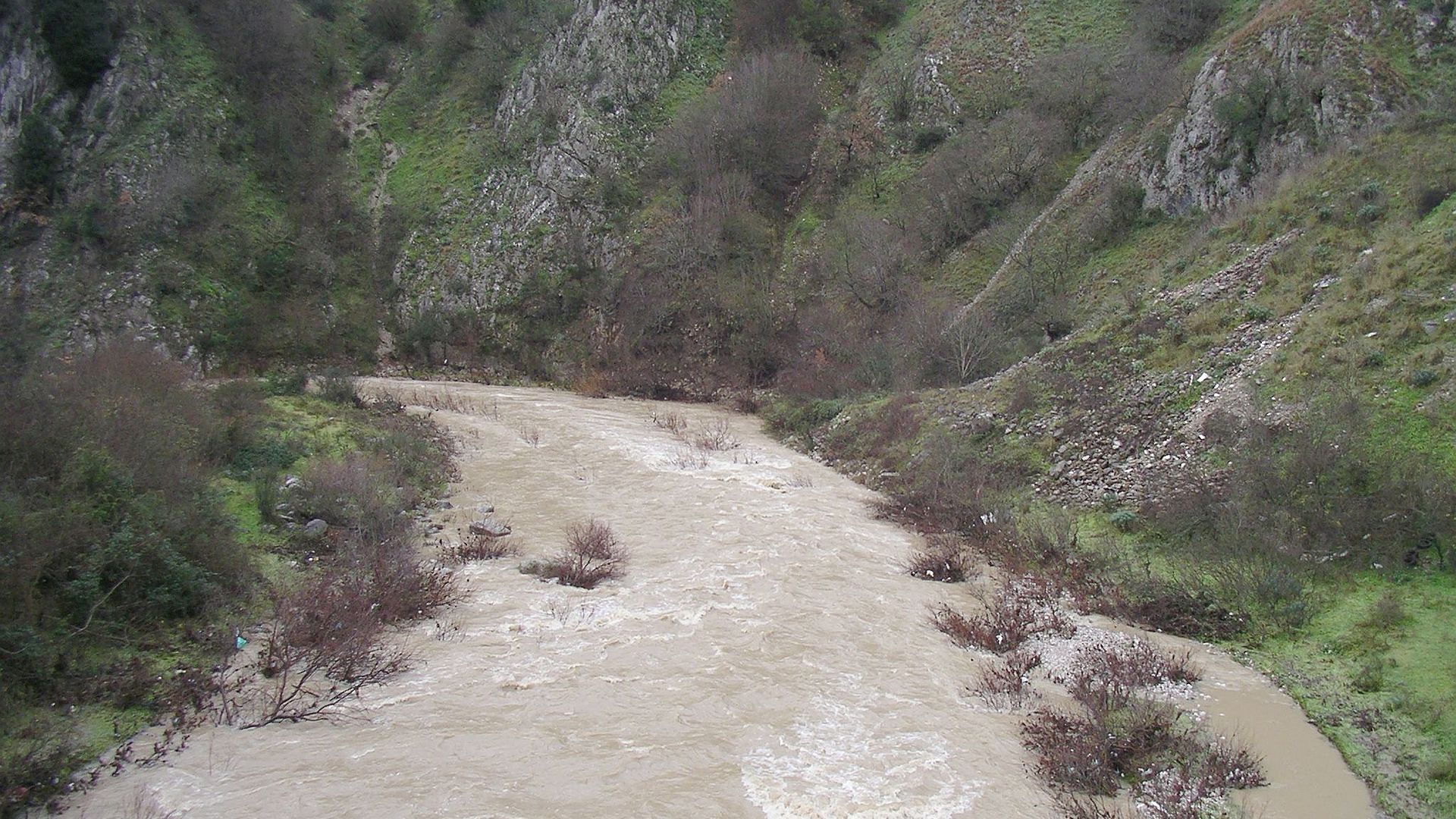 Kajak, Fluss Platano, Abschnitt Balvano - Romagnano Stazione beim Einstieg 