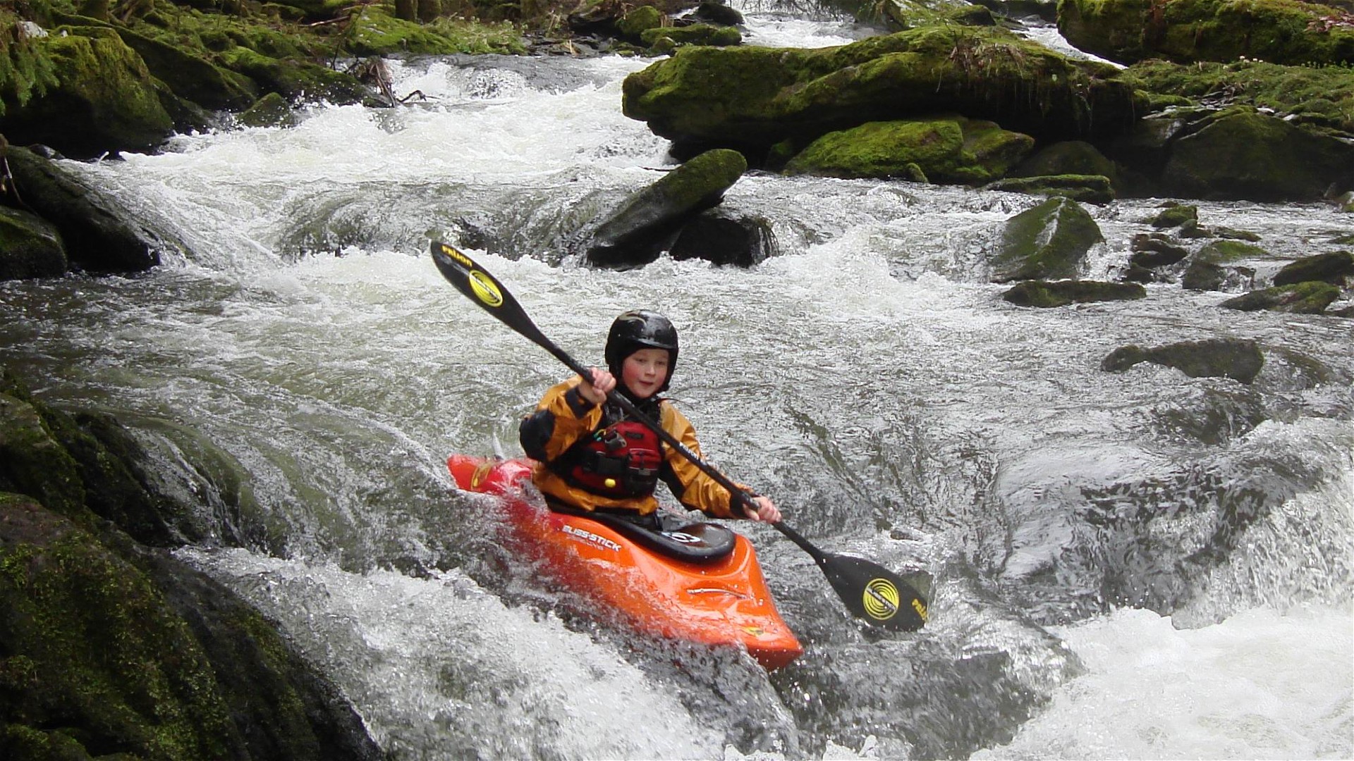 Kajak, Fluss Osterbach, Abschnitt Fronau - Oberkappel (Unterlauf) nach dem Bärenloch 🛶 Max R.