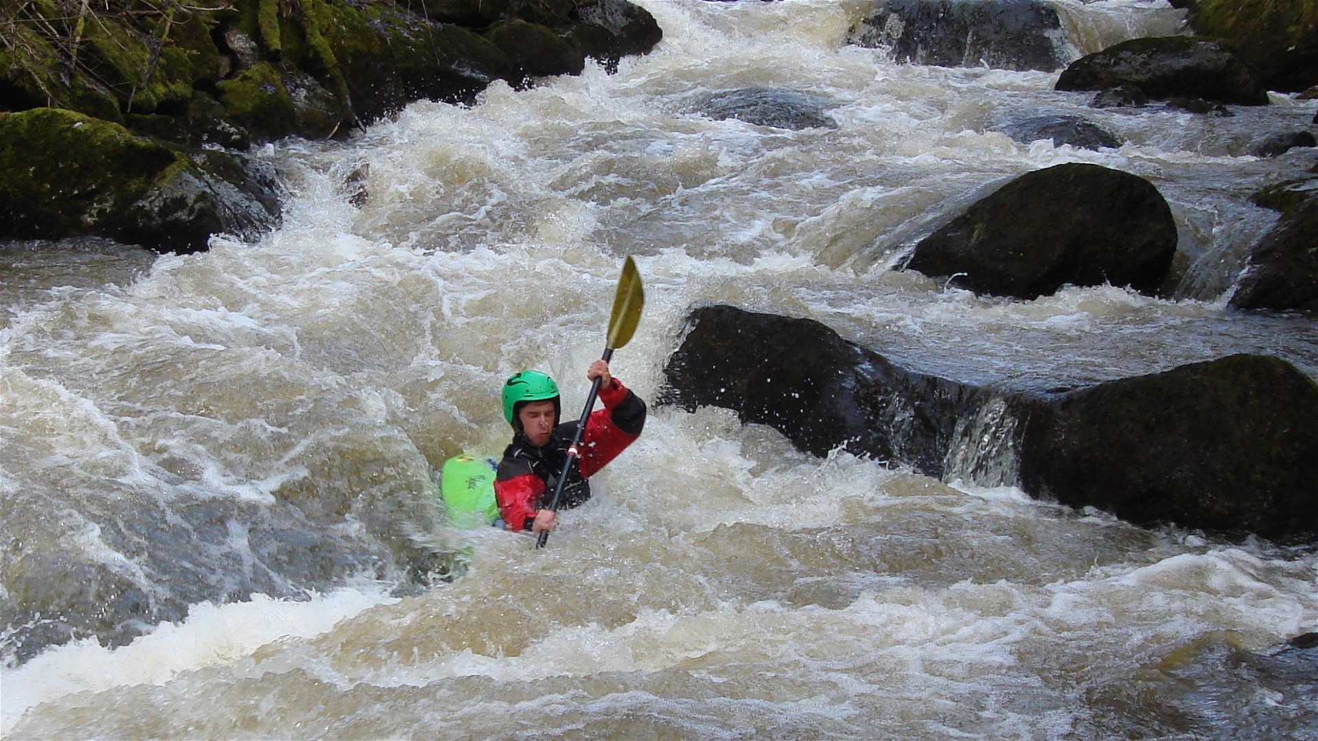 Kajak, Fluss Naarn, Abschnitt Naarnschluchten Schlüsselstelle 1. Schlucht 🛶 David B.