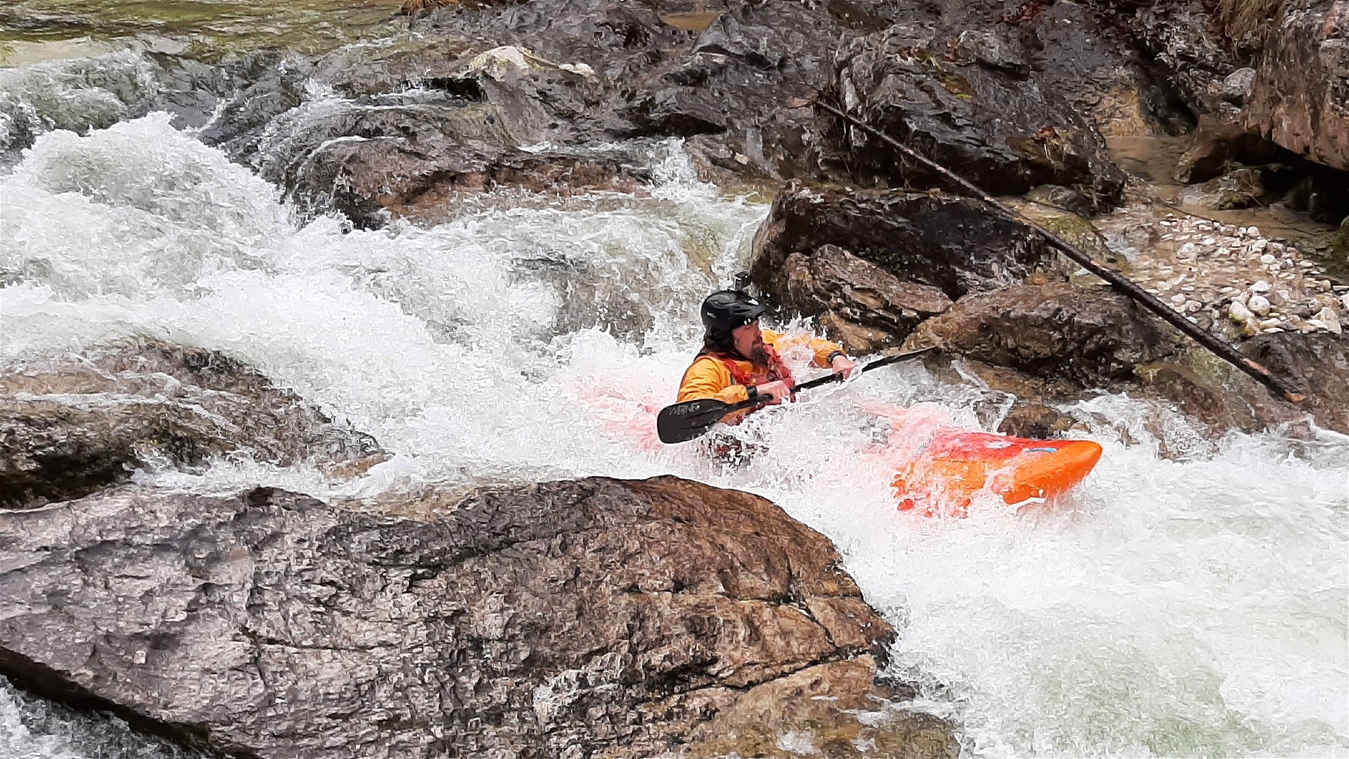 Kajak, Fluss Mitterweißenbach, Abschnitt Mitterweißenbach Schlüsselstelle 