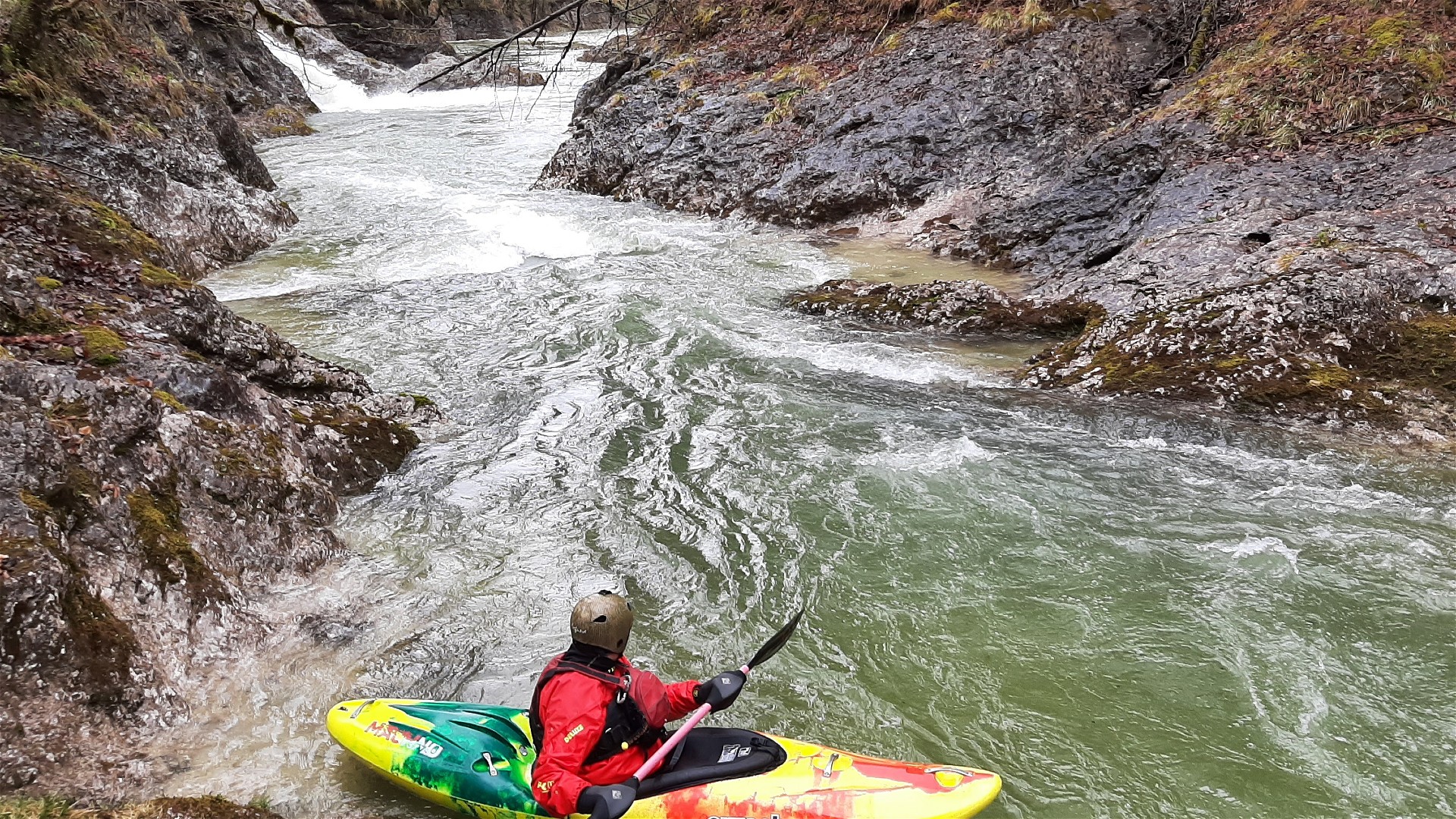 Kajak, Fluss Mitterweißenbach, Abschnitt Mitterweißenbach schöne Klamm 