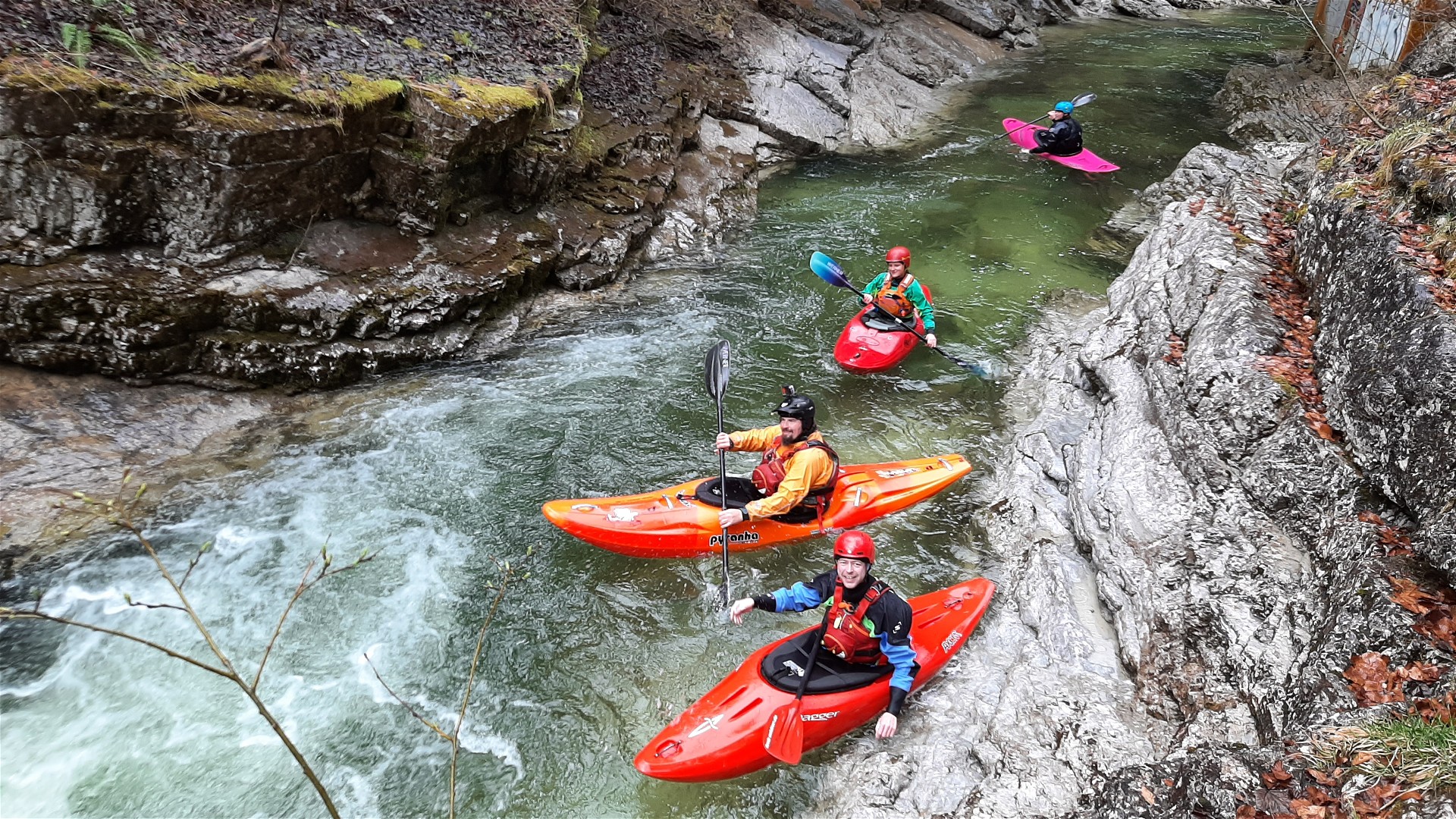 Kajak, Fluss Mitterweißenbach, Abschnitt Mitterweißenbach beim Pegel 