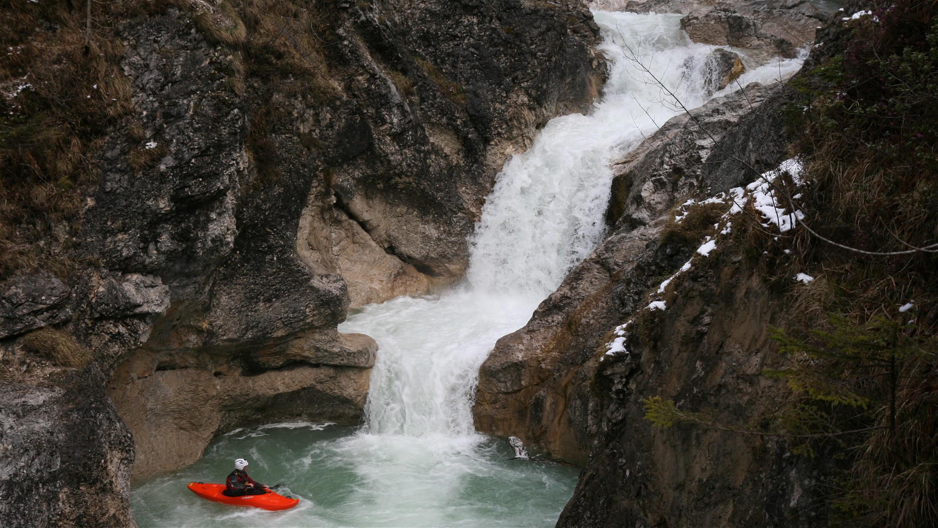 Kajak, Fluss Offenseebach, Abschnitt No Brainer Wasserfälle 4. Stufe 