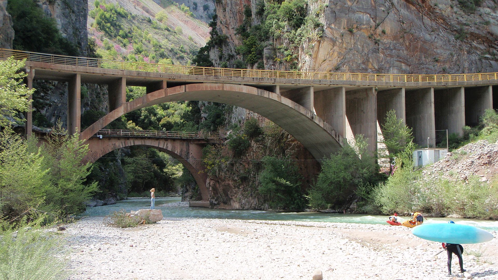 Kajak, Fluss Trikeriotis, Abschnitt Zusammenfluss - Rote Endklamm Einstieg bei den zwei Brücken 🛶 LFC