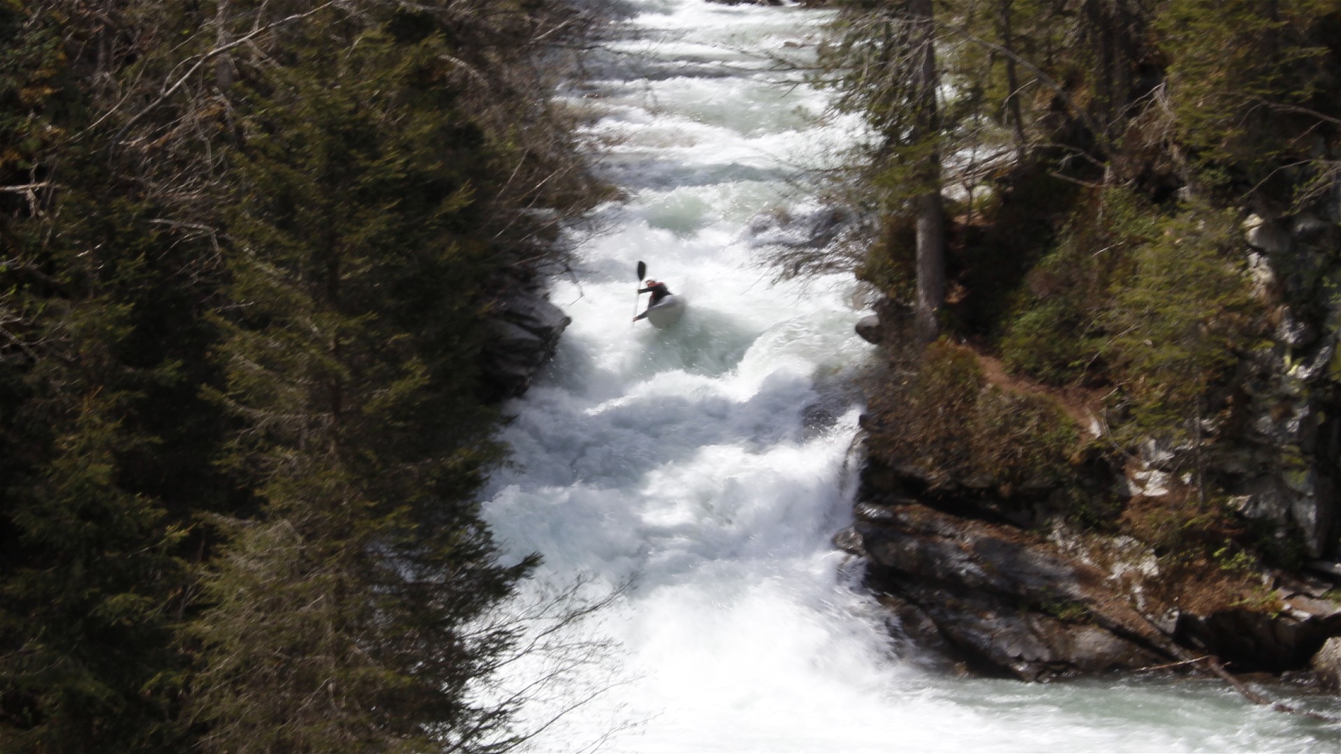 Kajak, Fluss Defereggenbach, Abschnitt Wasserfallstrecke 1. Wasserfall 
