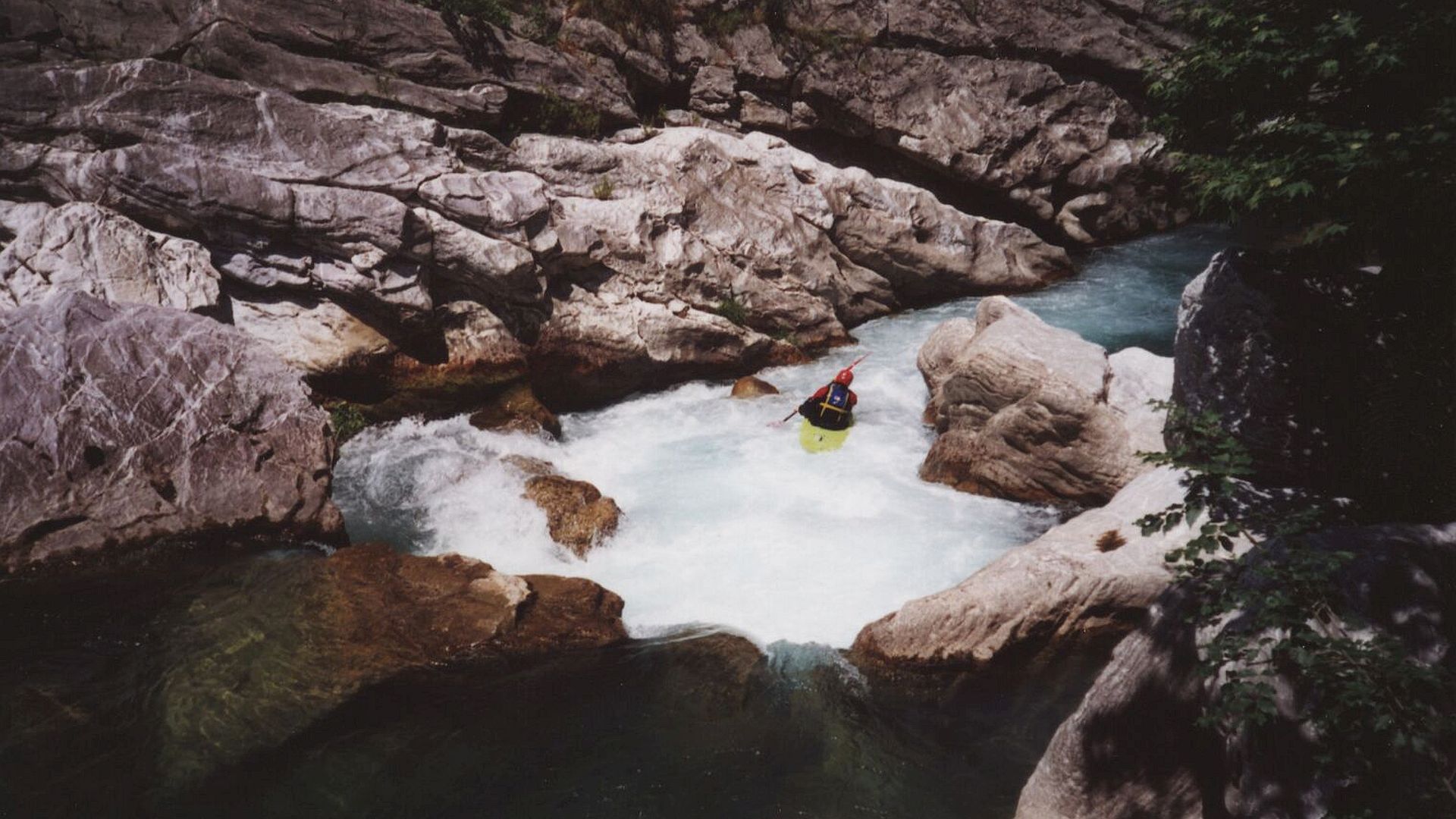 Kajak, Fluss Alfios, Abschnitt Karytena - Matesi (Alfios Klamm) im Hexenkessel 🛶 Peter F.