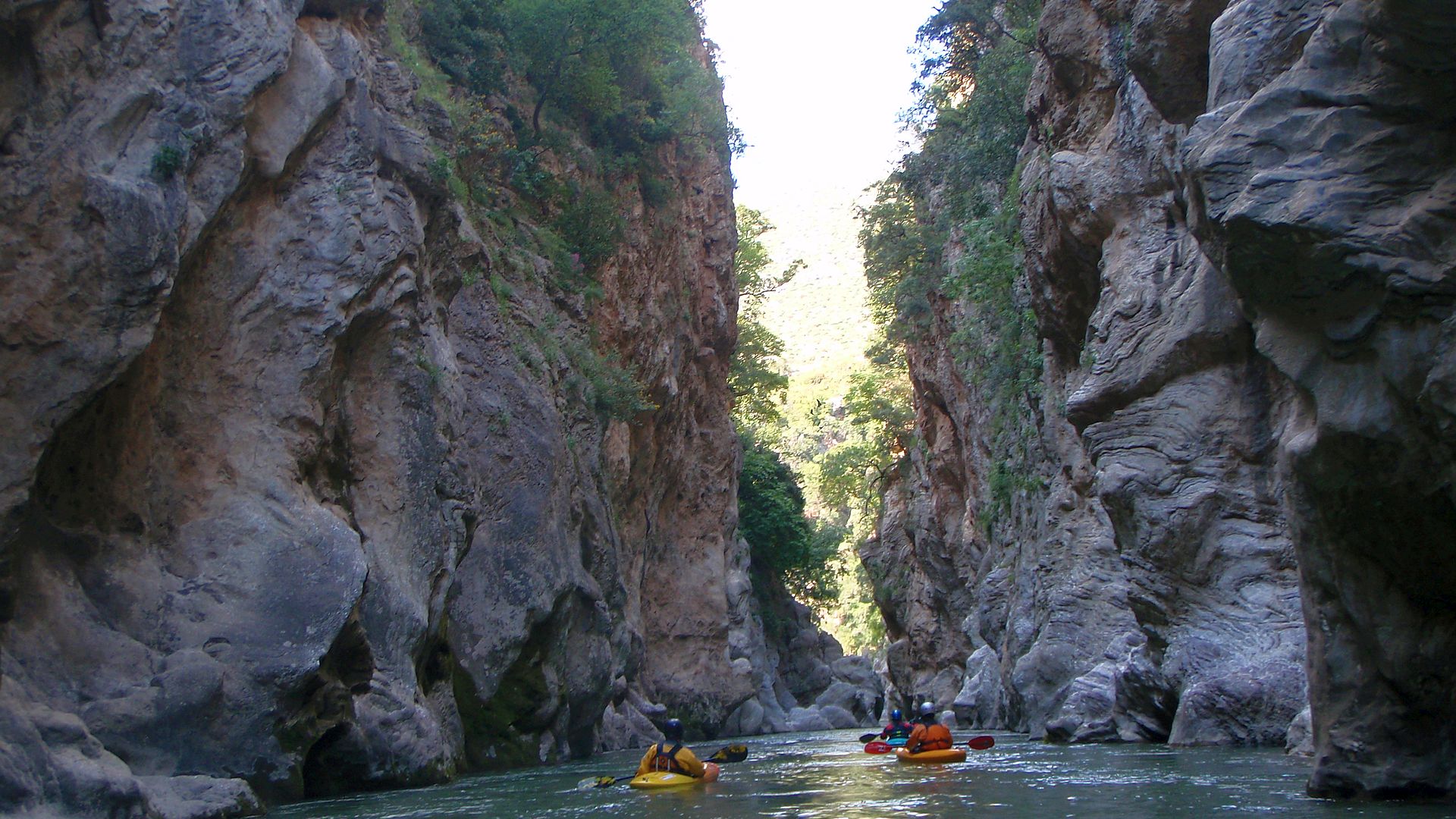 Kajak, Fluss Alfios, Abschnitt Karytena - Matesi (Alfios Klamm) in der Klamm 🛶 LFC