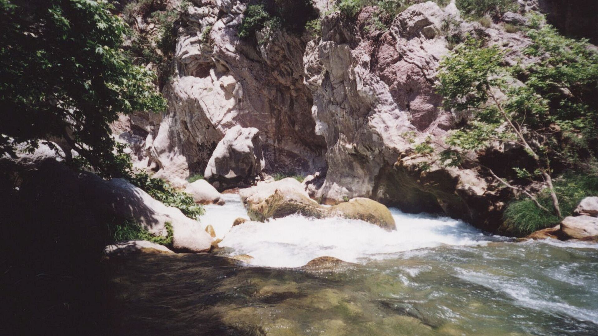 Kajak, Fluss Alfios, Abschnitt Karytena - Matesi (Alfios Klamm) Mahlzahn bei NW 