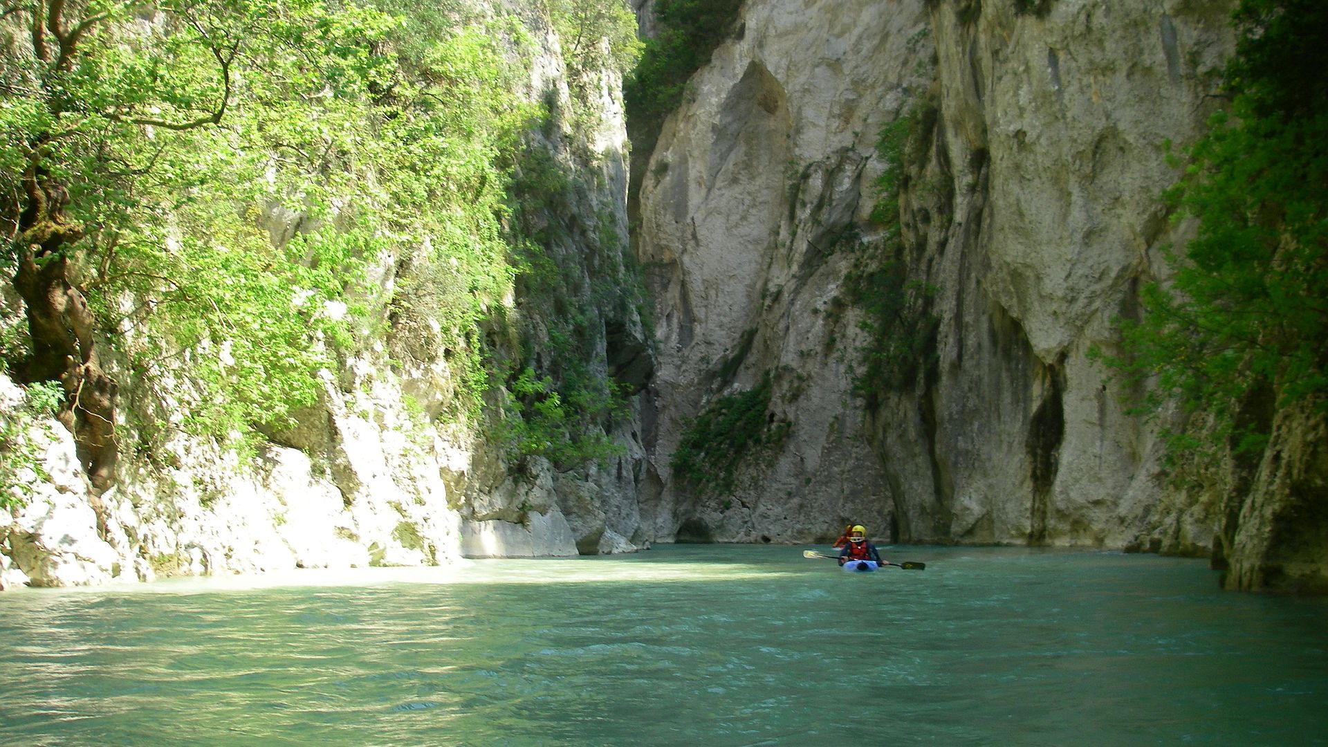 Kajak, Fluss Acheron, Abschnitt Vrysoula - Glyki (Weiße Schlucht) am Ende der Schlucht 