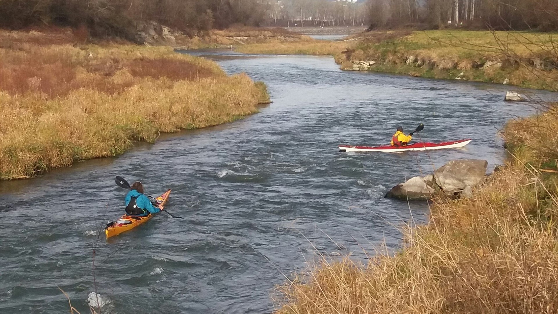 Kajak, Fluss Donau, Abschnitt Fischwanderhilfe Ottensheim vor der Mündung in die Donau 