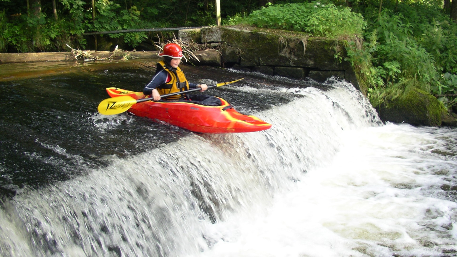Kajak, Fluss Große Mühl, Abschnitt Grenze - Klaffer (Oberlauf) Wehr vor der Grenze 