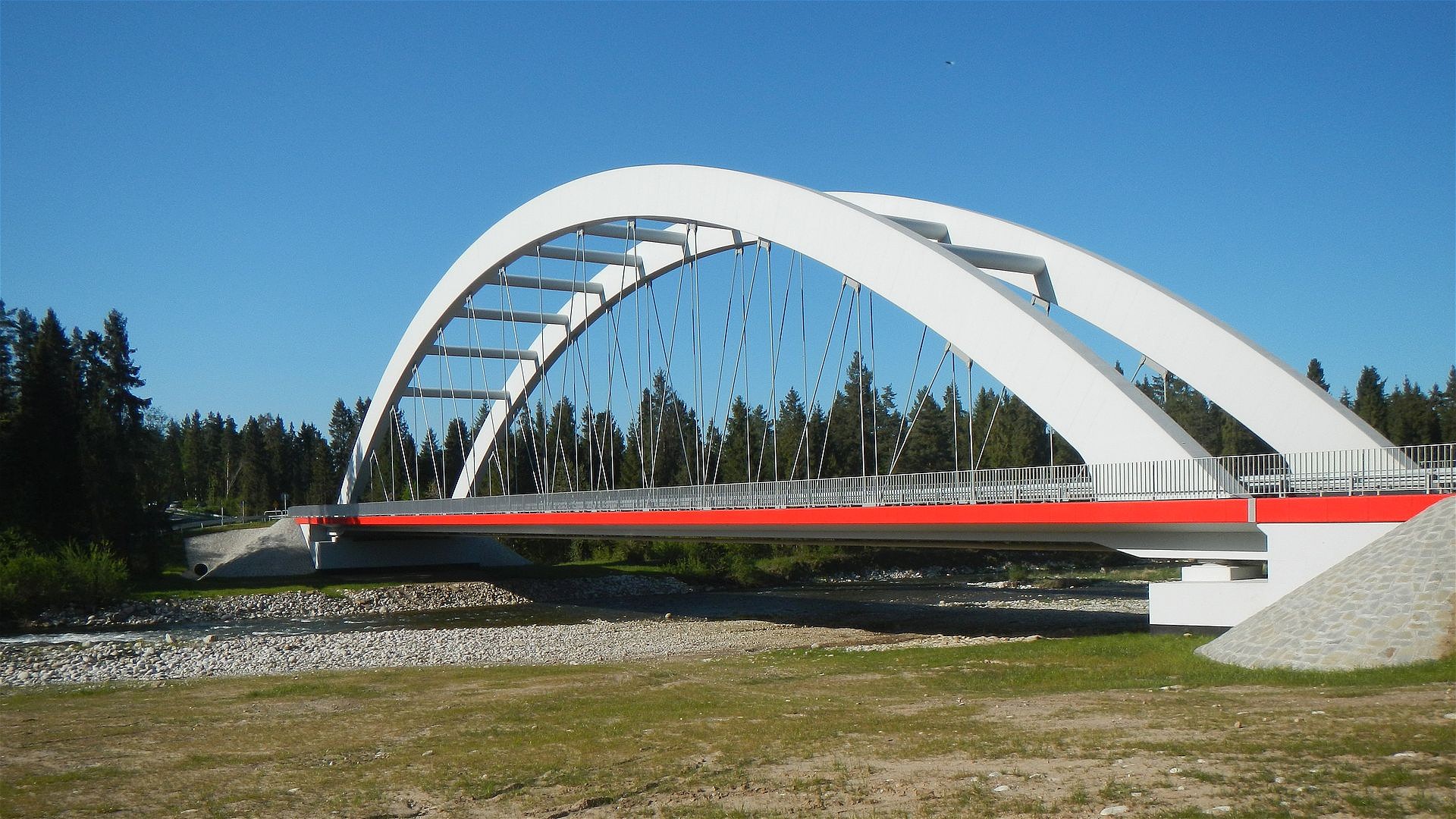 Kajak, Fluss Bialka, Abschnitt Javorinka Mündung - Trybsz Brücke Ausstieg vor der Brücke nahe Trybsz 