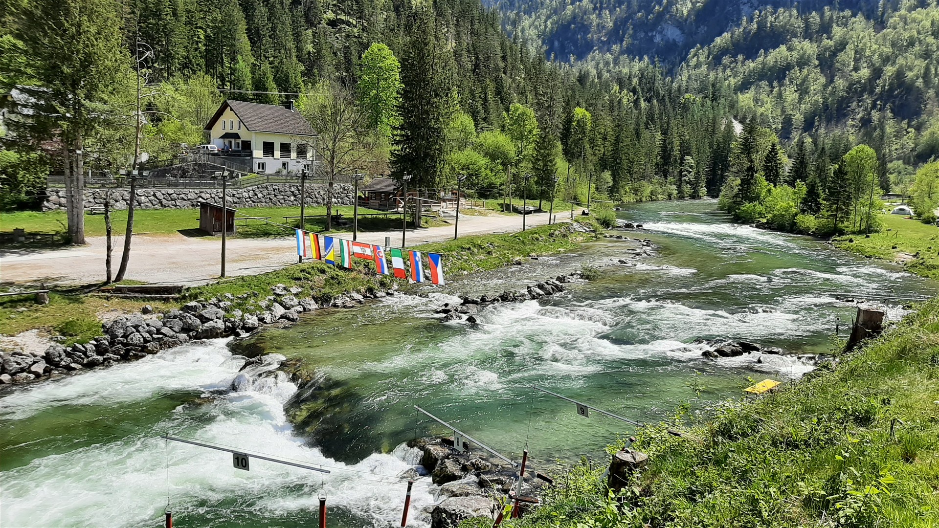 Kajak, Fluss Salza, Abschnitt Prescenyklause - Wildalpen Campingplatzwalze Wildalpen 
