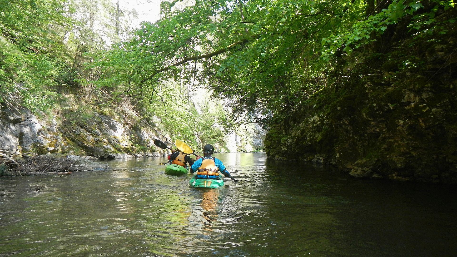 Kajak, Fluss Hornád, Abschnitt Hrabušice - Smižany klammartig 🛶 Patricia K., Tom R.