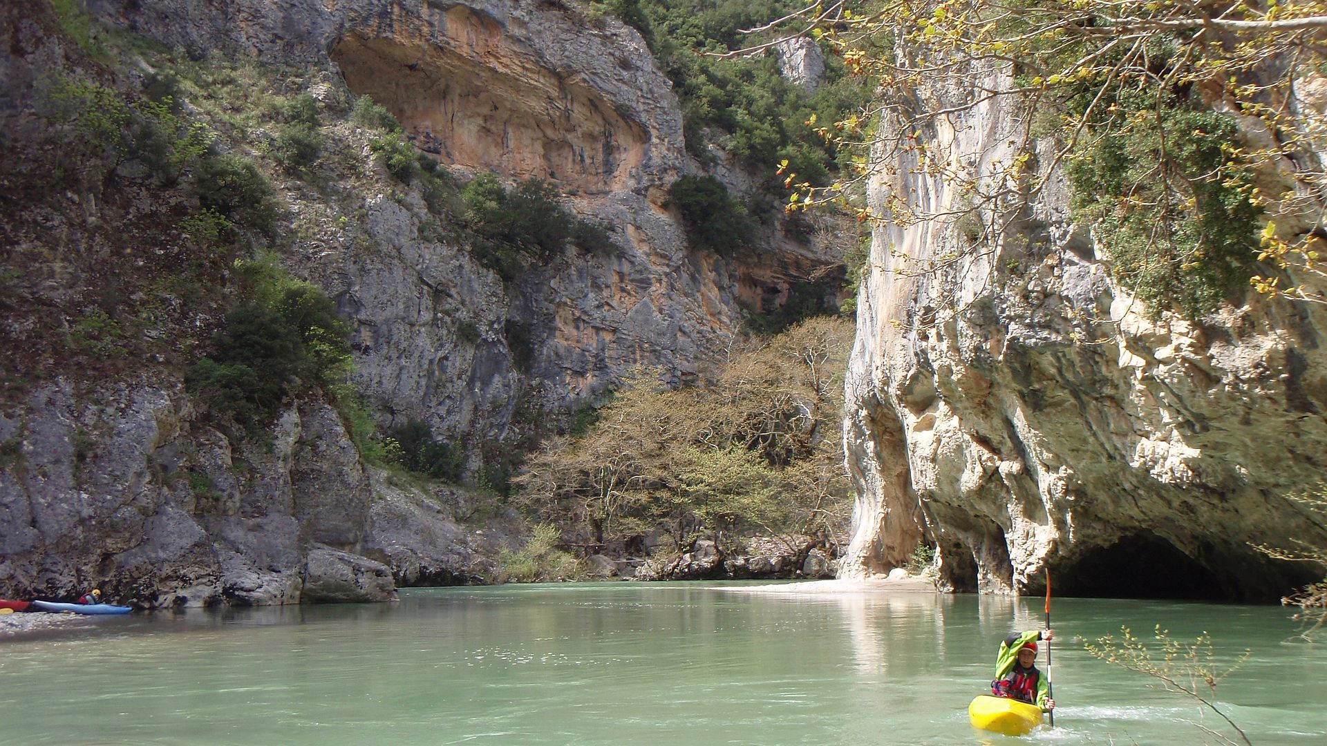 Kajak, Fluss Arachthos, Abschnitt Charokopi - Plaka (Milchstraße + Klamm) in der Klamm 🛶 Monika R.