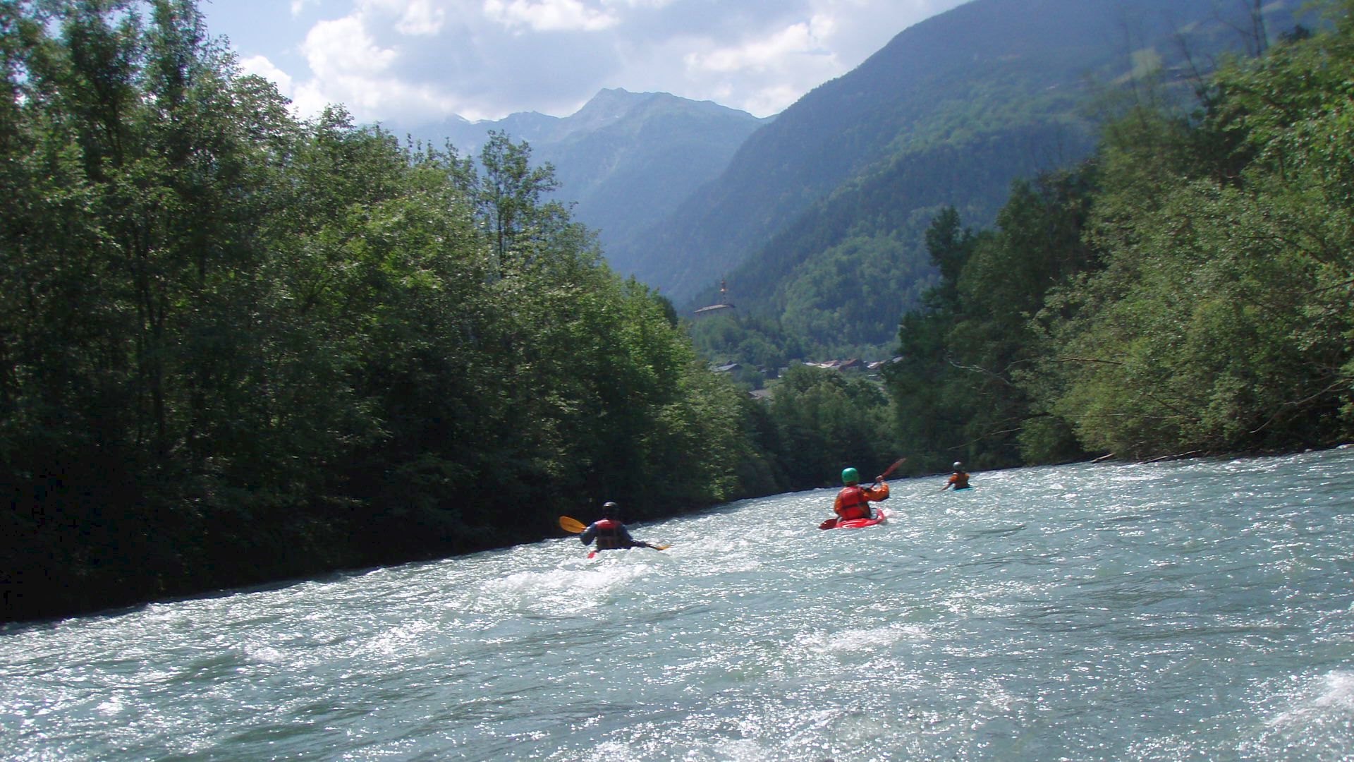Kajak, Fluss Isère, Abschnitt Bourg-St. Maurice - Base de Loisirs flotte Reststrecke 🛶 Max M., Patrick M., Walter P.