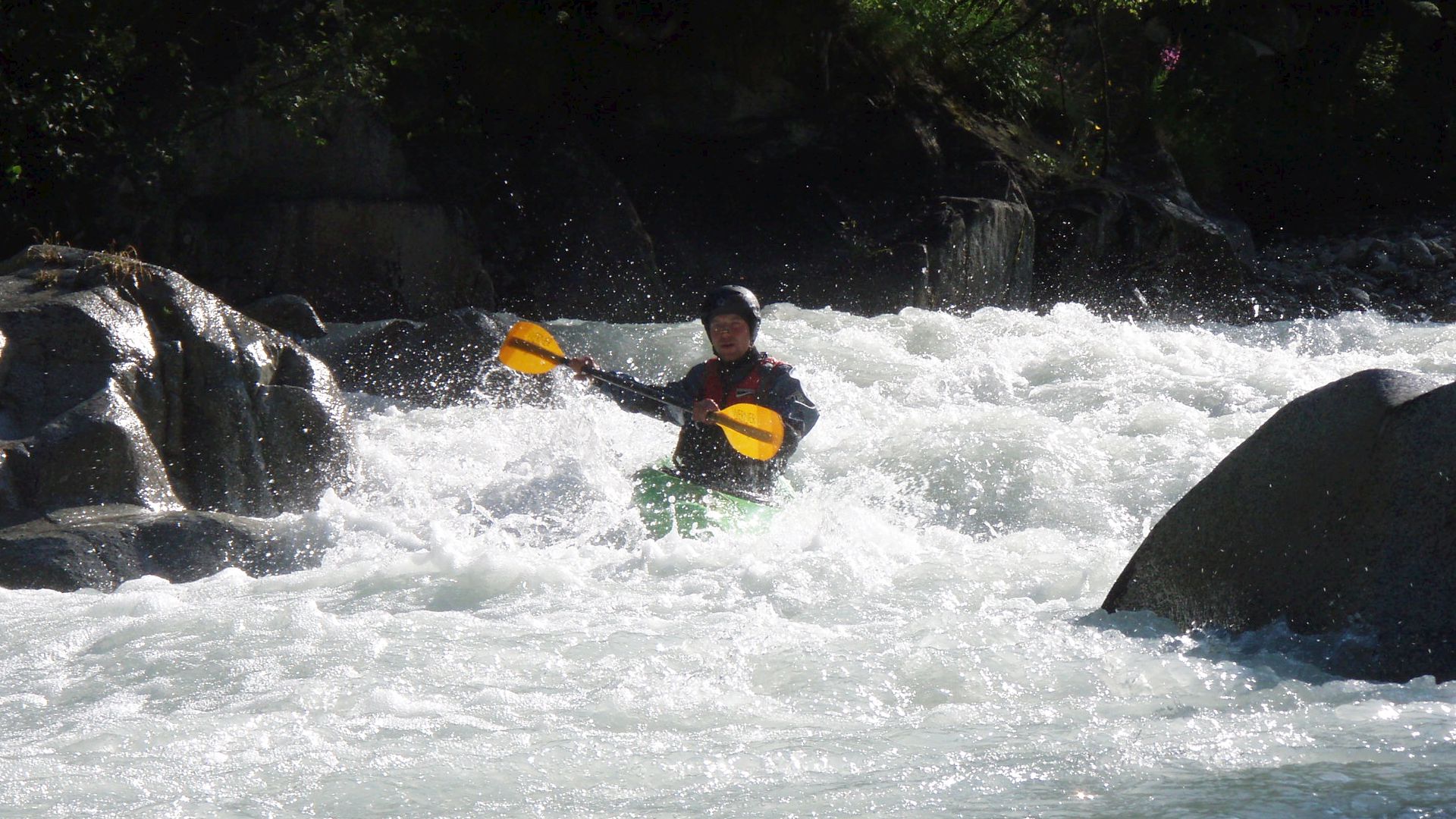 Kajak, Fluss Vénéon, Abschnitt La Berarde - Champhorent beim Einstieg 🛶 Walter P.