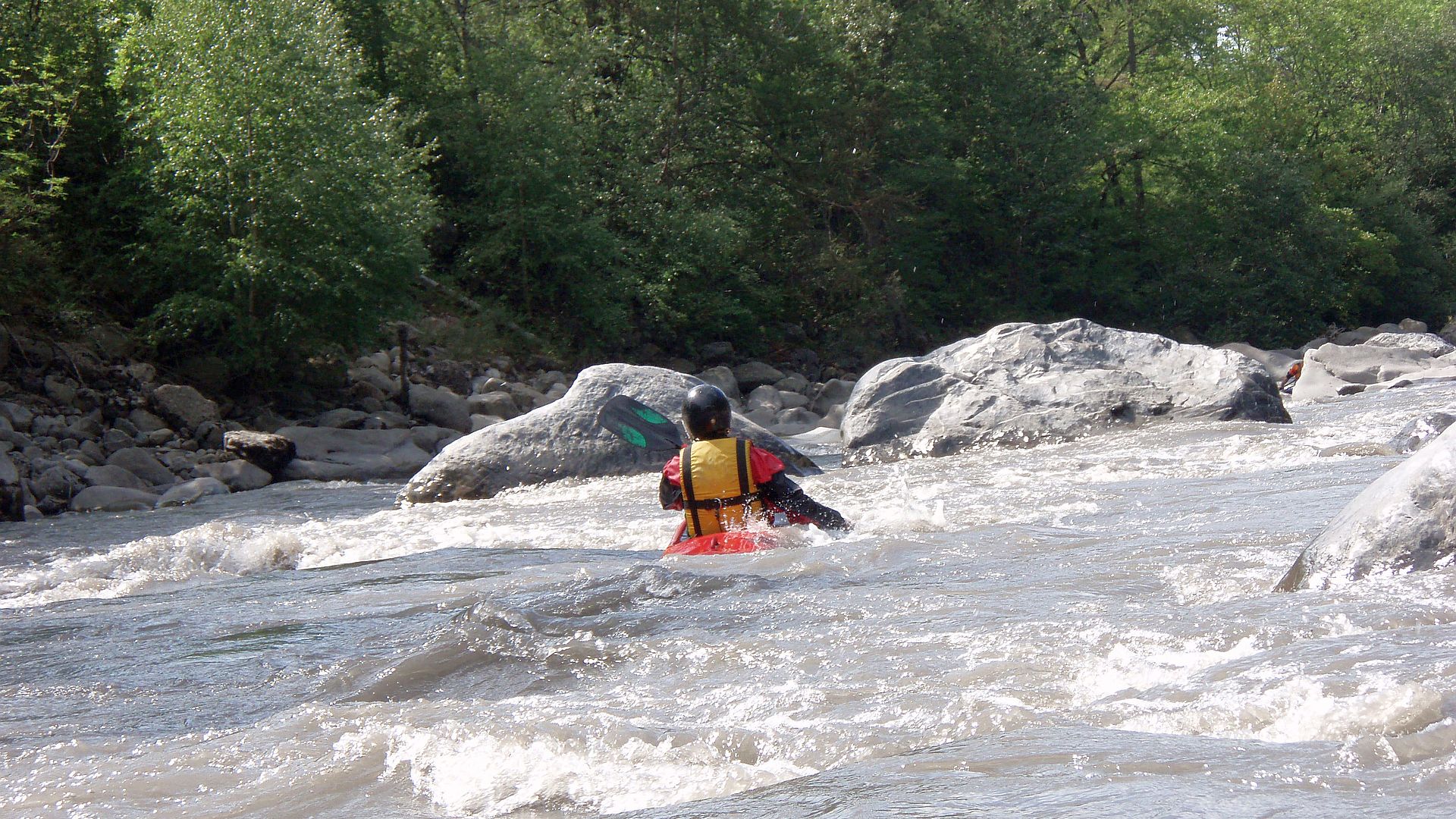 Kajak, Fluss Ubaye, Abschnitt Le Martinet - Le Lauzet kurz vor dem Campingplatz 🛶 Walter P.
