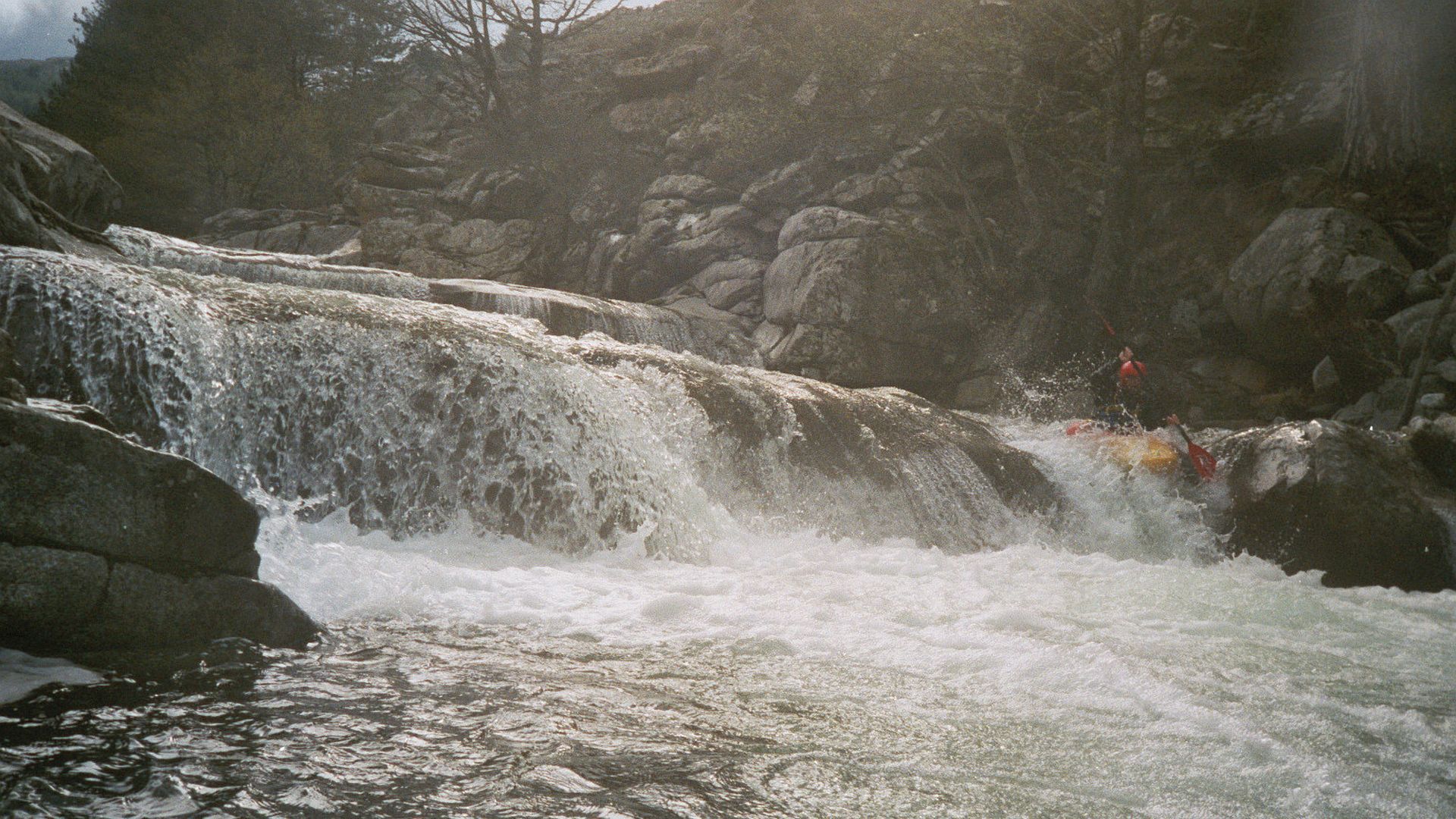 Kajak, Fluss Calasima, Abschnitt Calasima - Golo Mündung Kaskaden 🛶 Peter F.