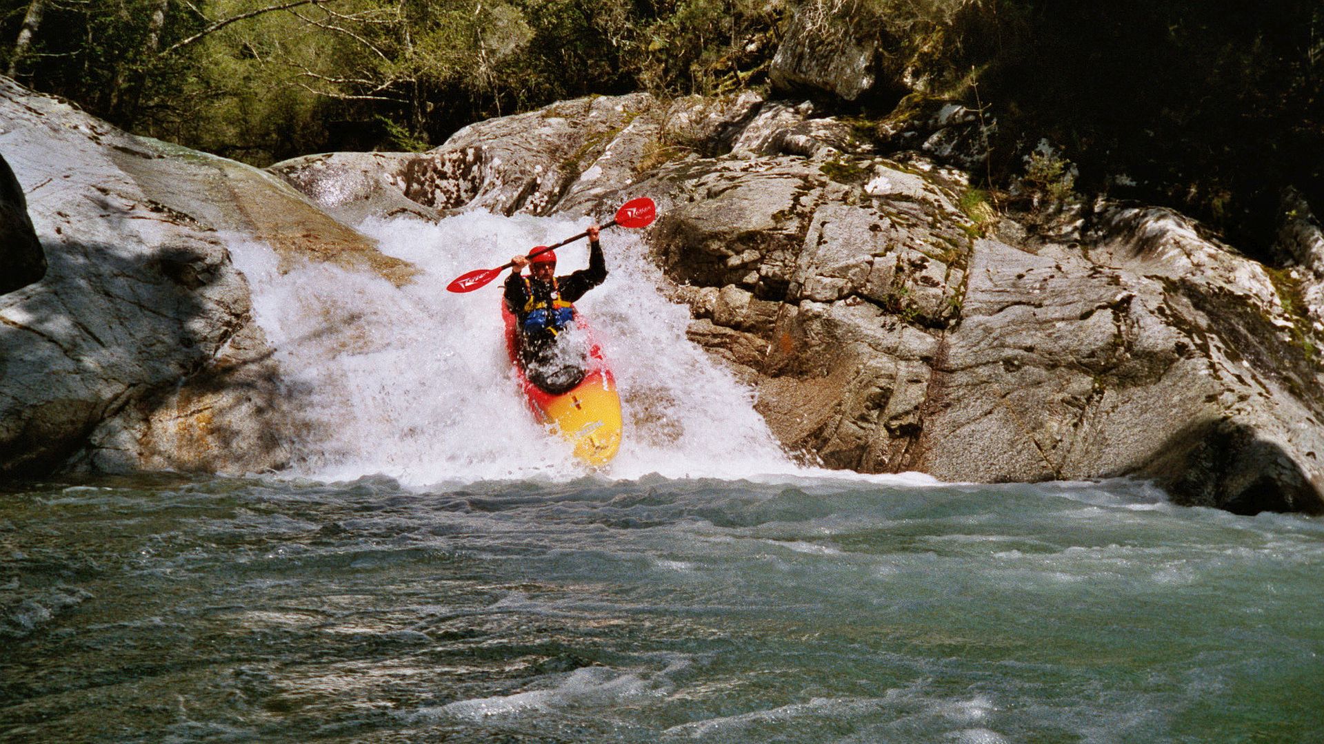 Kajak, Fluss Lizola, Abschnitt Soccia - Guagno les Bains die schöne 3m Rutsche 🛶 Peter F.
