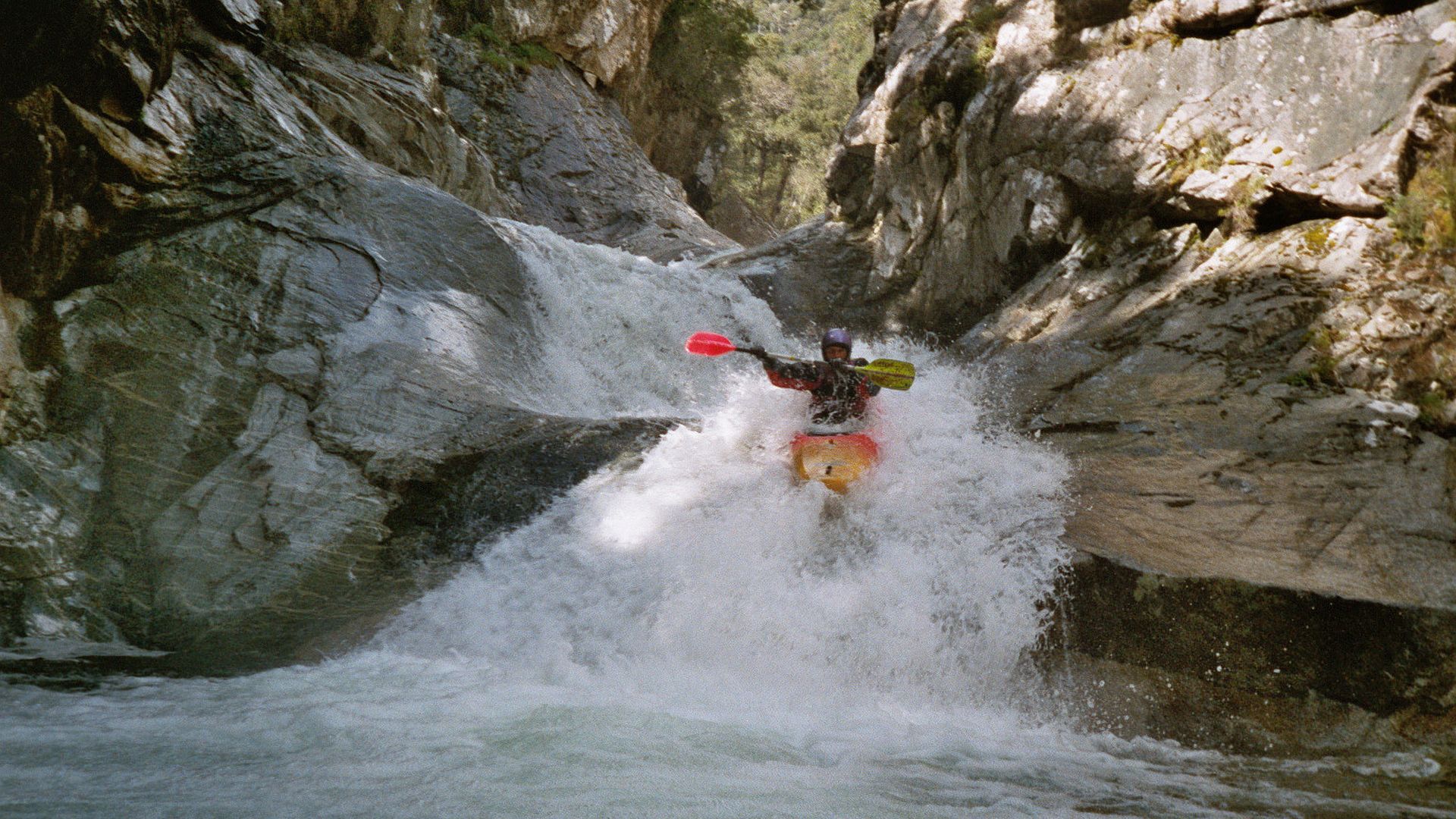 Kajak, Fluss Lizola, Abschnitt Soccia - Guagno les Bains die steile Kombinationsrutsche 🛶 Werner R.