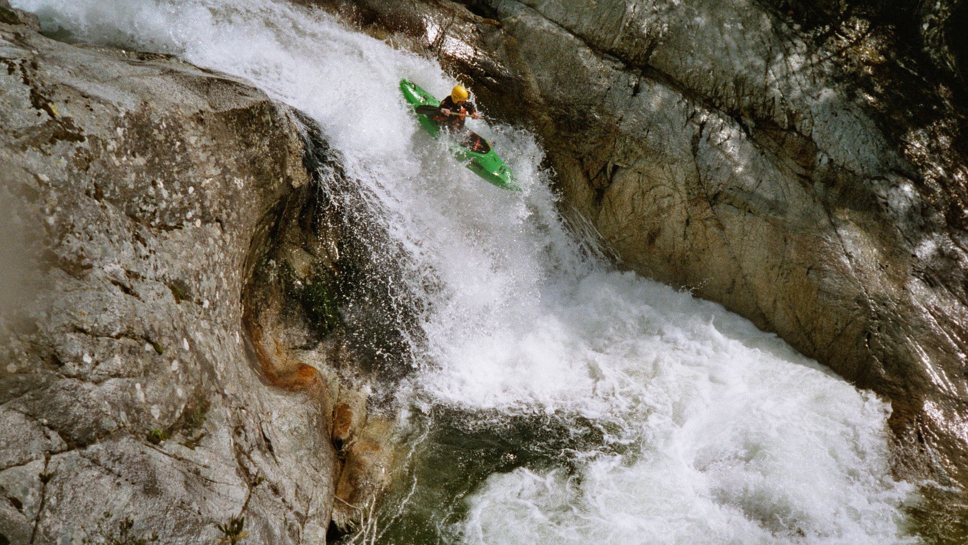 Kajak, Fluss Lizola, Abschnitt Soccia - Guagno les Bains der 5m Fall mit Beschleunigungsspur 🛶 Horst K.