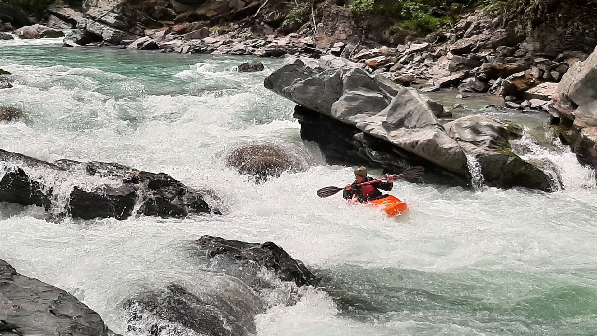 Kajak, Fluss Inn, Abschnitt Lavin - Ardez (Giarsun Schlucht) Giarsun 