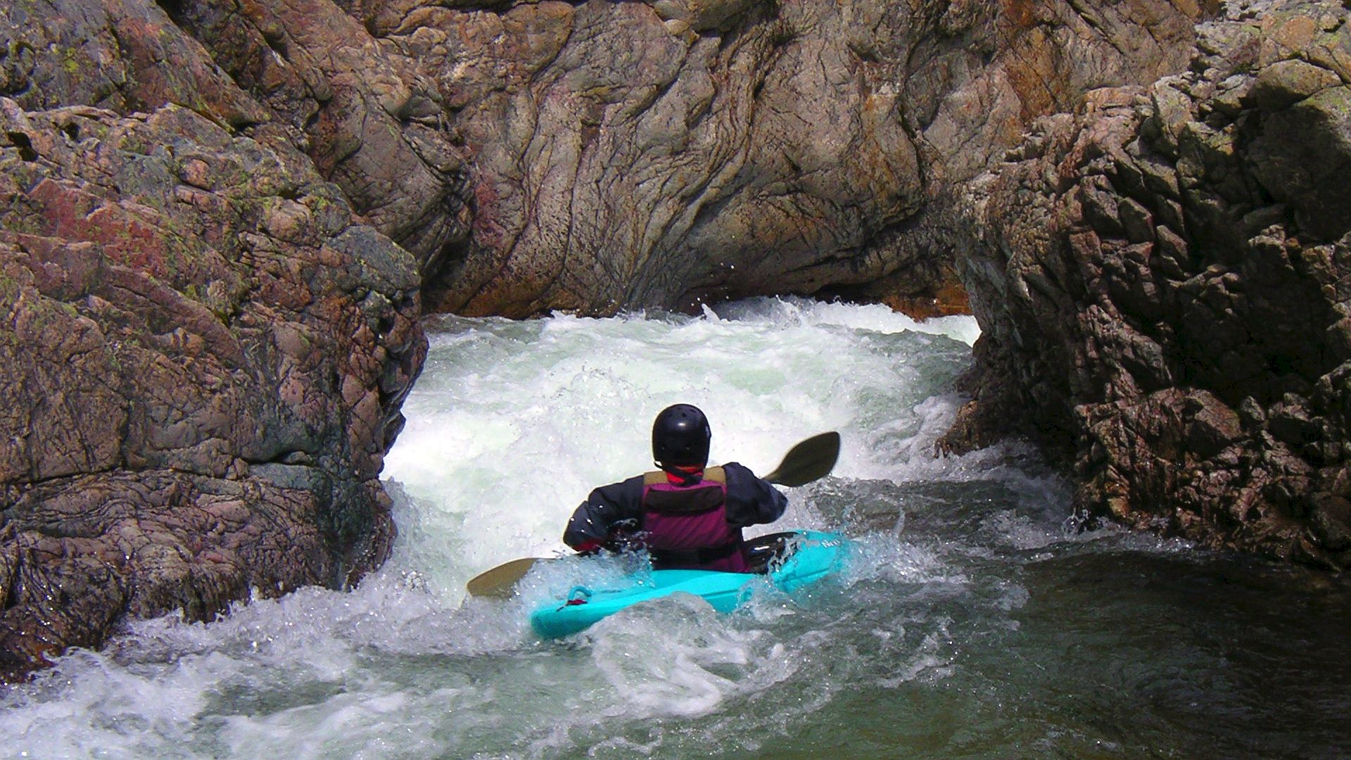 Kajak, Fluss Golo, Abschnitt Forsthaus - Calasima Mündung (Oberster Golo) wuchtige Passage 🛶 Werner R.