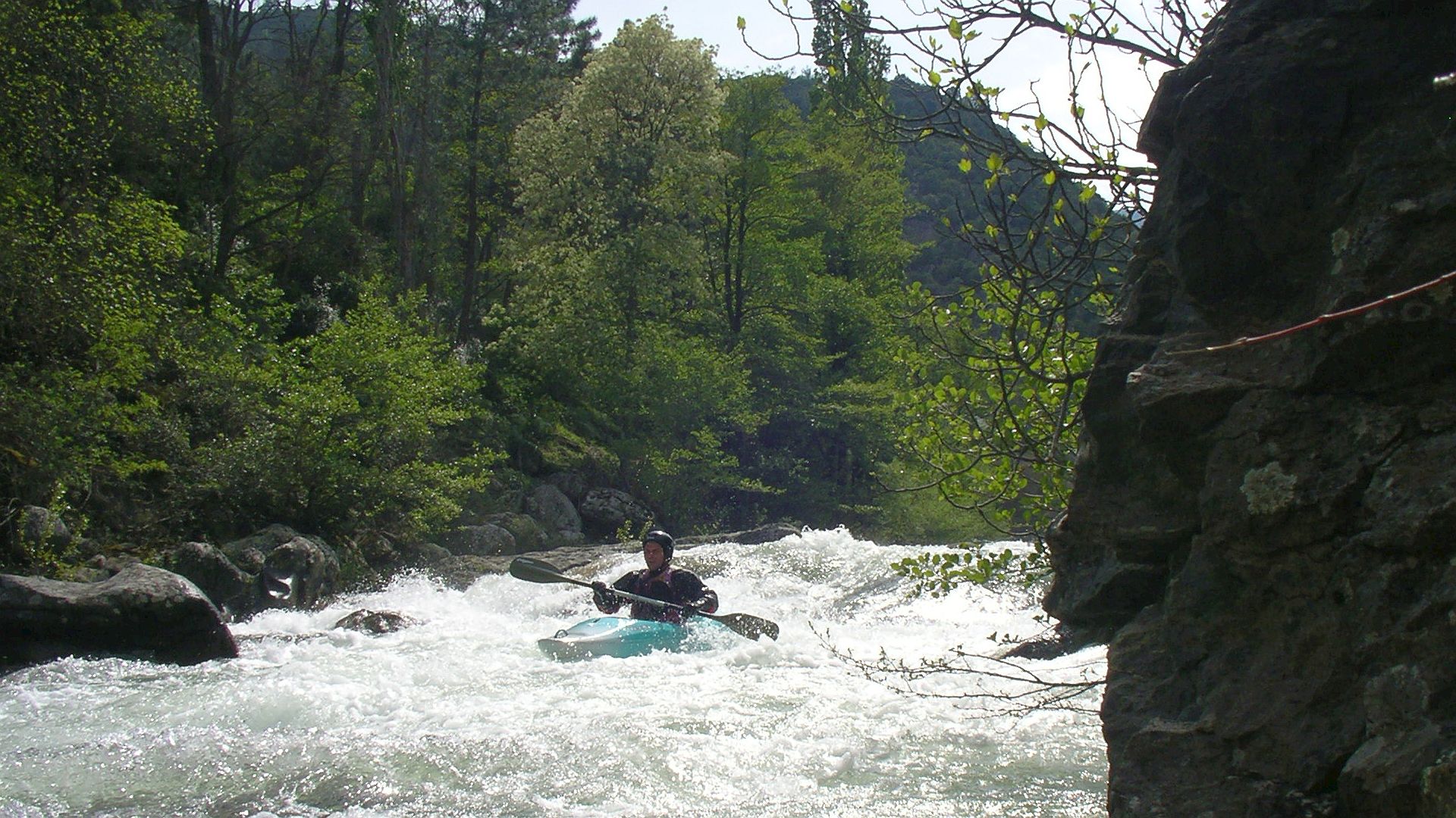 Kajak, Fluss Golo, Abschnitt Kraftwerk - Ponte Leccia (Mittlerer Golo) stufige Gefällestrecke am Beginn 🛶 Werner R.