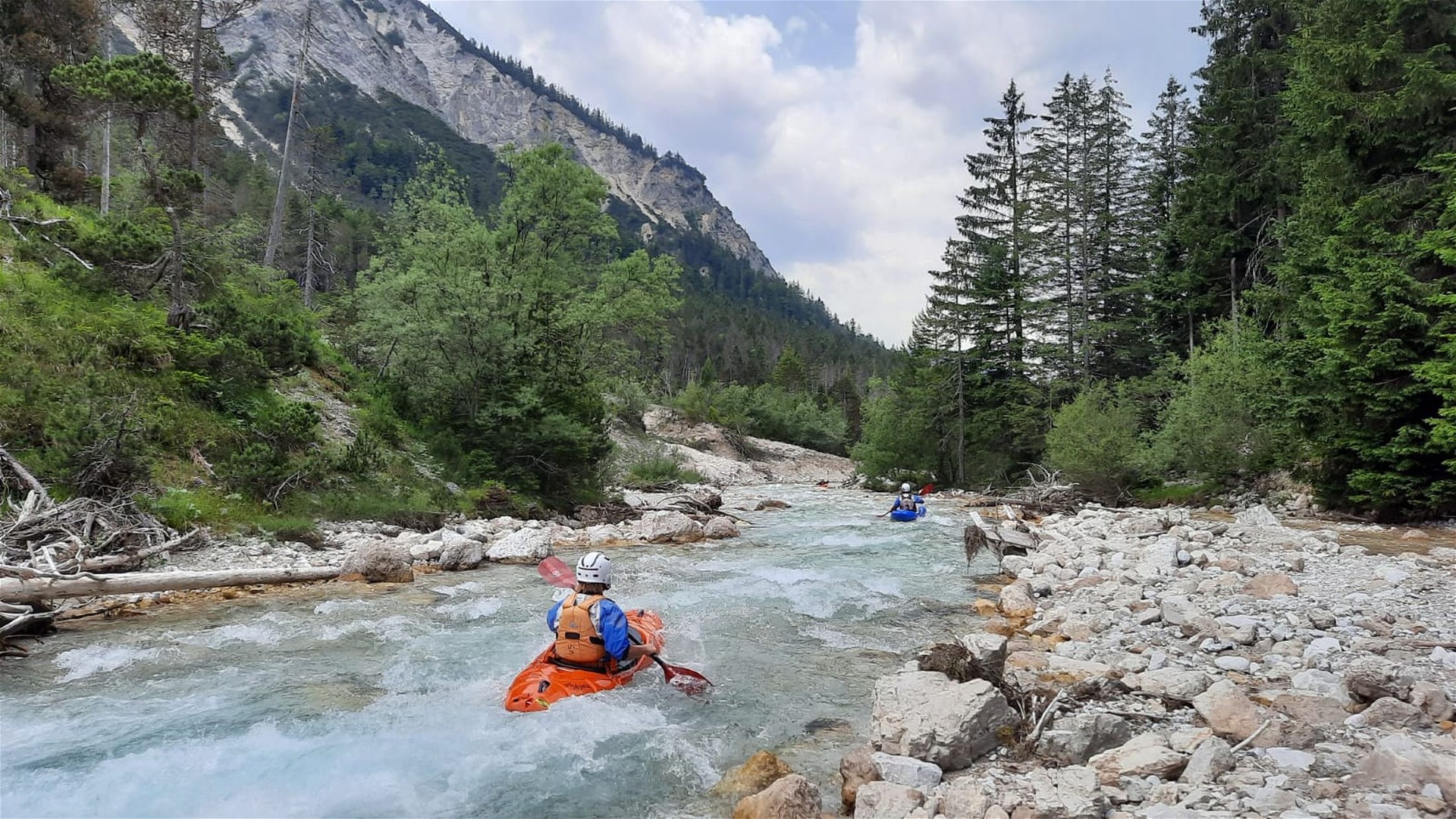 Kajak, Fluss Isar, Abschnitt Hinterautal - Scharnitz (Oberlauf) obere Isar 