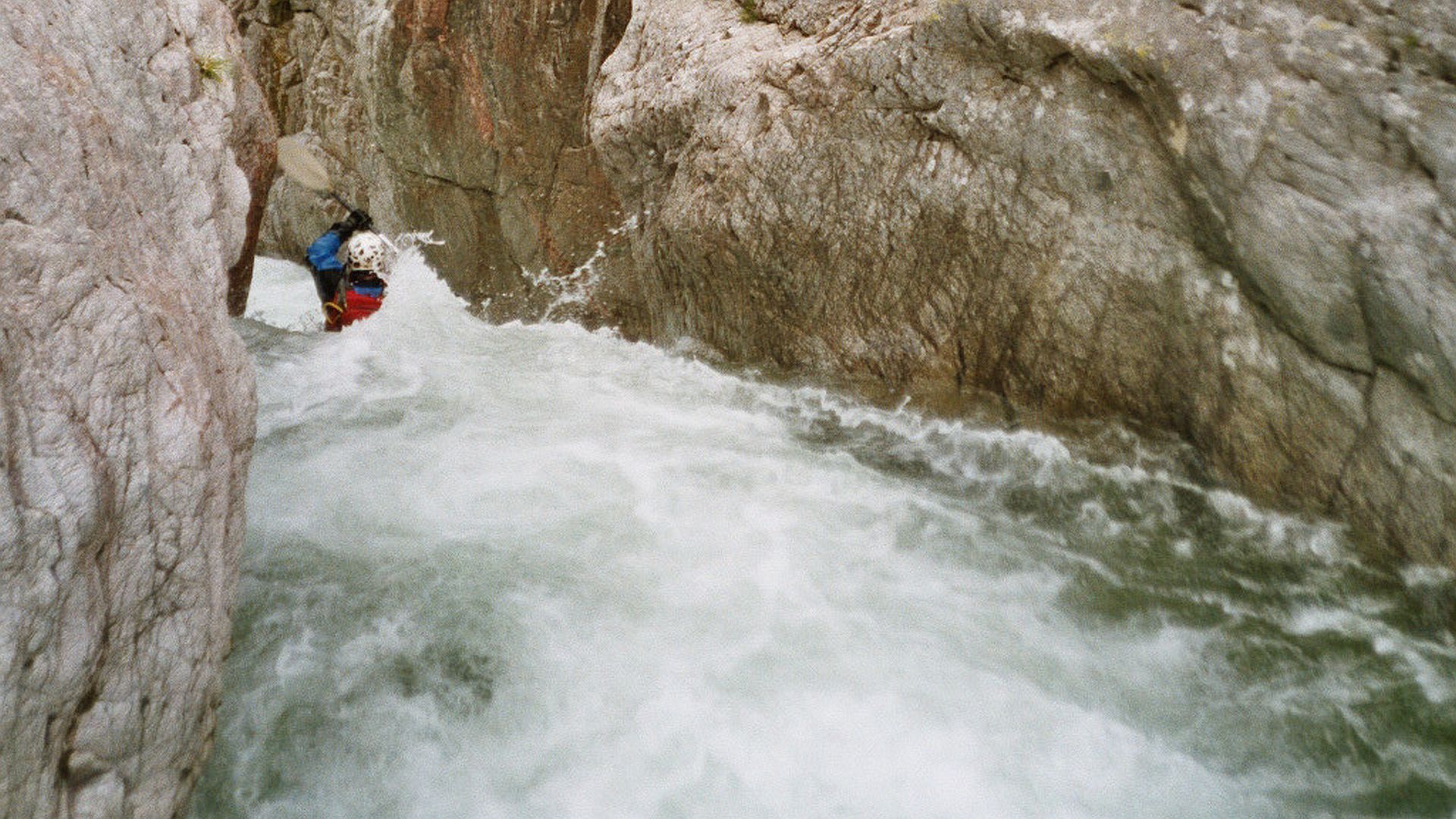 Kajak, Fluss Liamone, Abschnitt Guagno les Bains - Murzo (Obere Liamone) Anfahrt zur ersten schwereren Stelle 🛶 Sepp G.