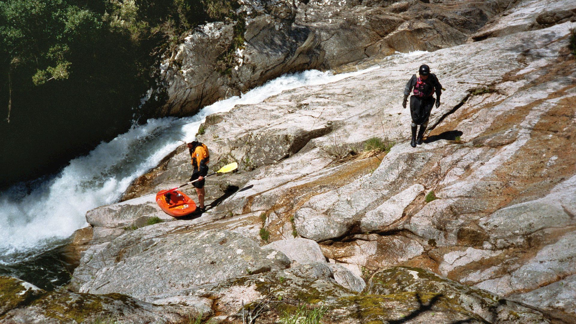 Kajak, Fluss Codi, Abschnitt Quenza - Mündung Einstieg nach dem Schlitz 🛶 Didi A., Werner R.