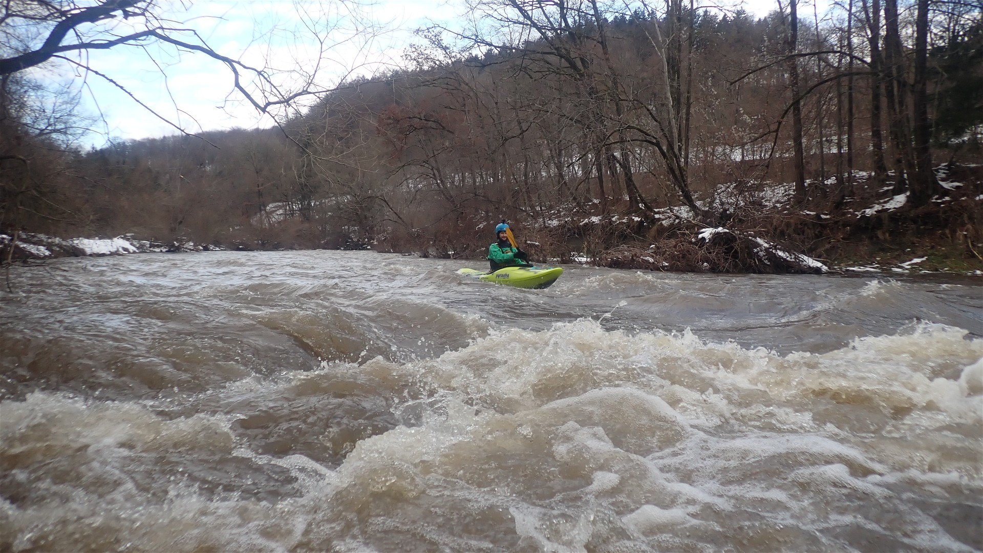 Kajak, Fluss Vöckla, Abschnitt Timelkam - Wankham einige Wildwasserstellen 