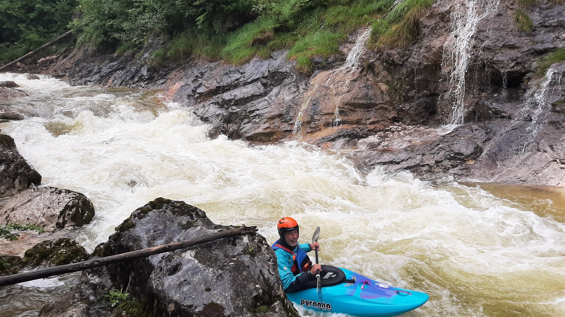 Kajak, Fluss Gosaubach, Abschnitt Ausleitungsstrecke im klammartigen Teil 