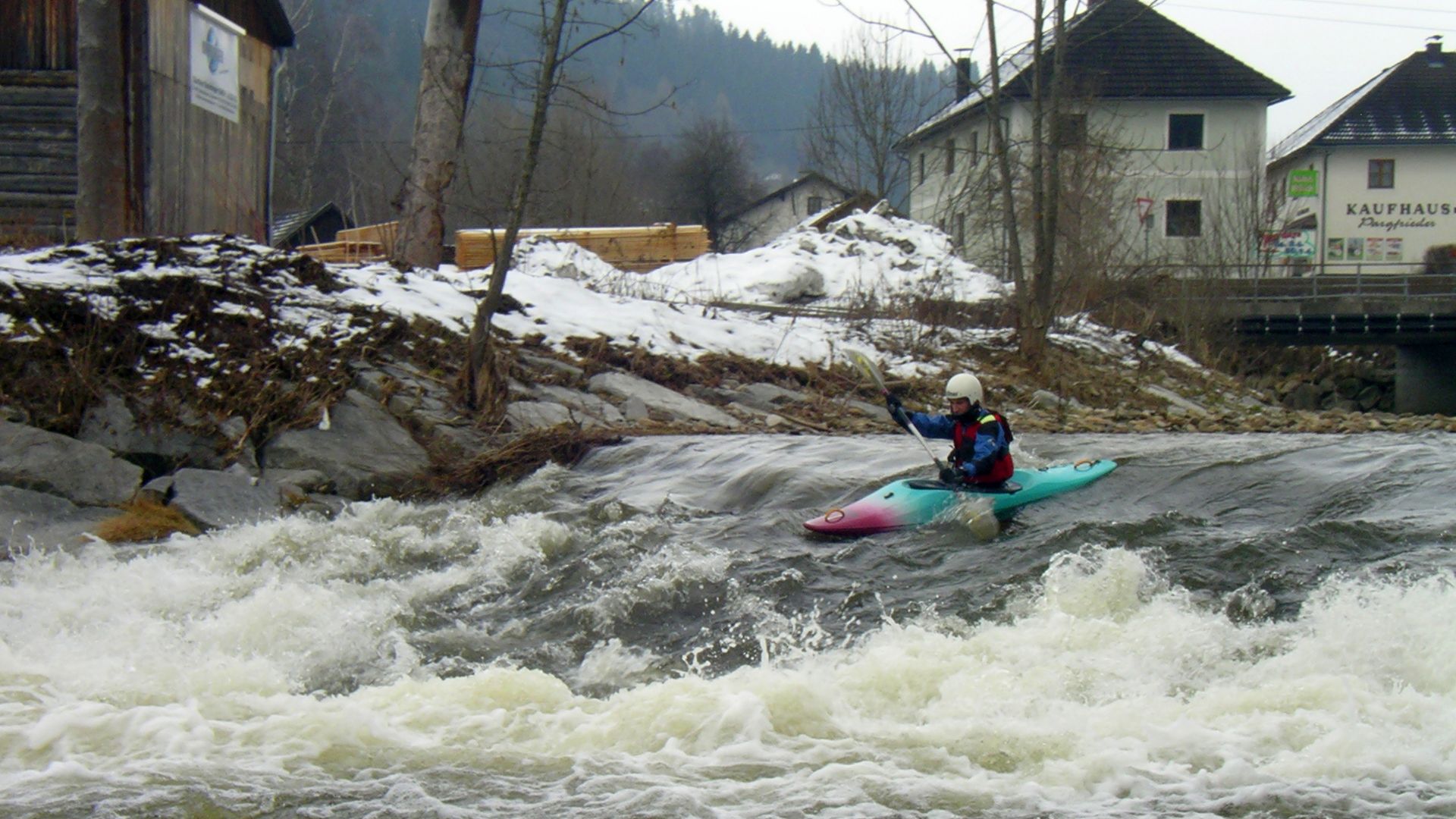 Kajak, Fluss Große Rodl, Abschnitt Untergeng - Grammastetten in Untergeng 🛶 Dominik W.