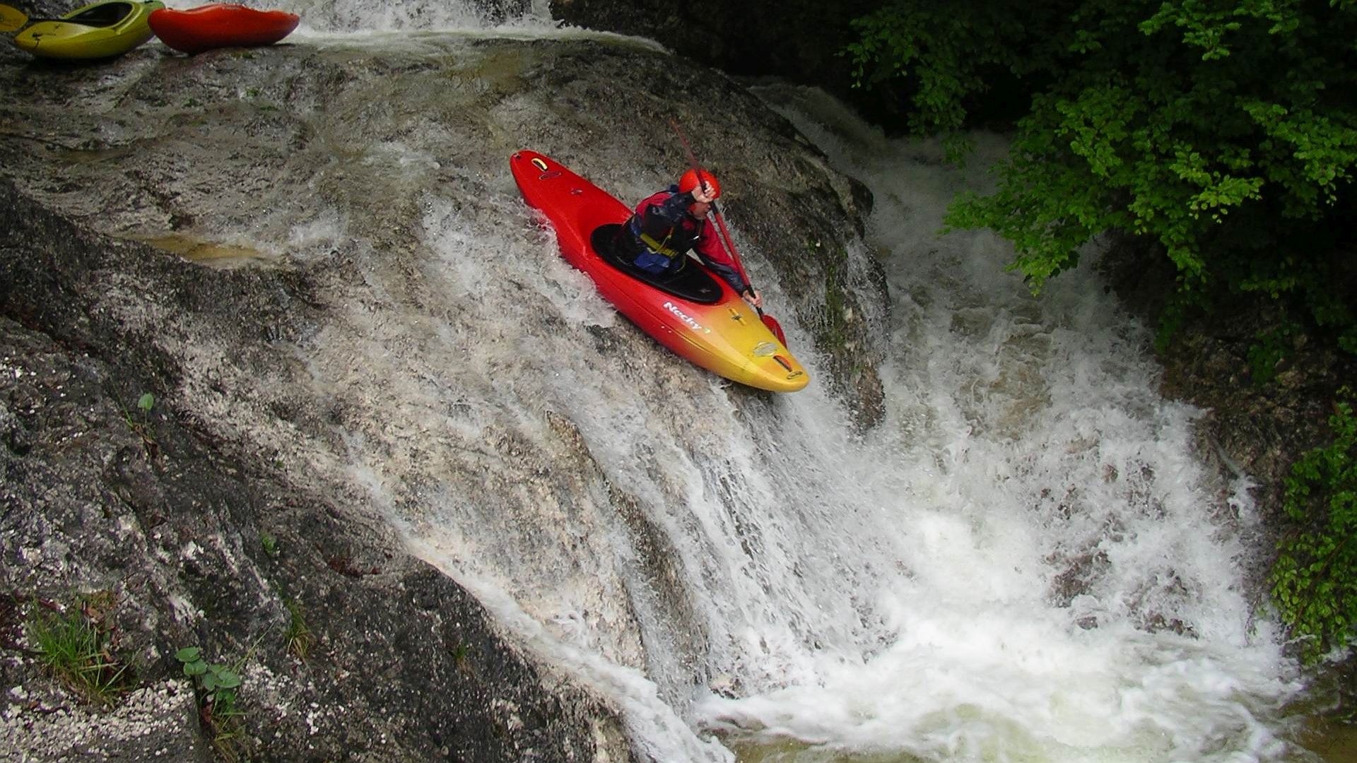 Kajak, Fluss Steinbach, Abschnitt Steinbachgraben letzte Stufe der 3er Kombi 🛶 Peter F.