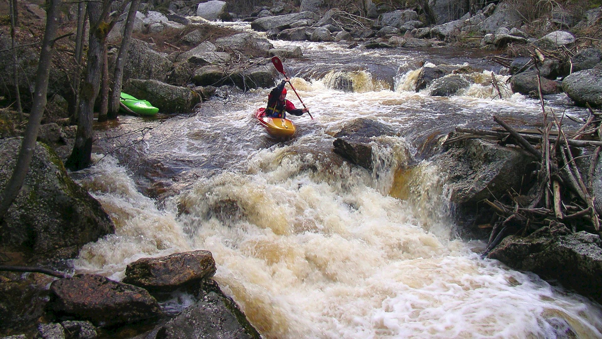 Kajak, Fluss Waldaist, Abschnitt Weitersfelden - Schwaighof Gefällestrecke 🛶 Peter F.