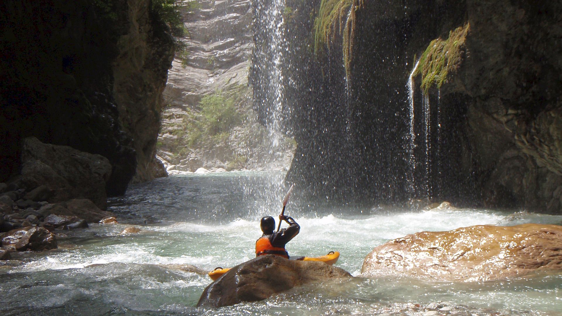 Kajak, Fluss Krikellopotamos, Abschnitt Krikello - Dermati rein in die Dusche 🛶 Tom R.
