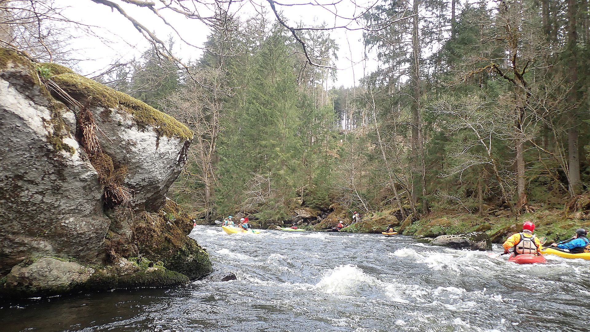 Kajak, Fluss Schwarzer Regen, Abschnitt Regen Oleumhütte - Teisnach Bärnloch 🛶 LFC