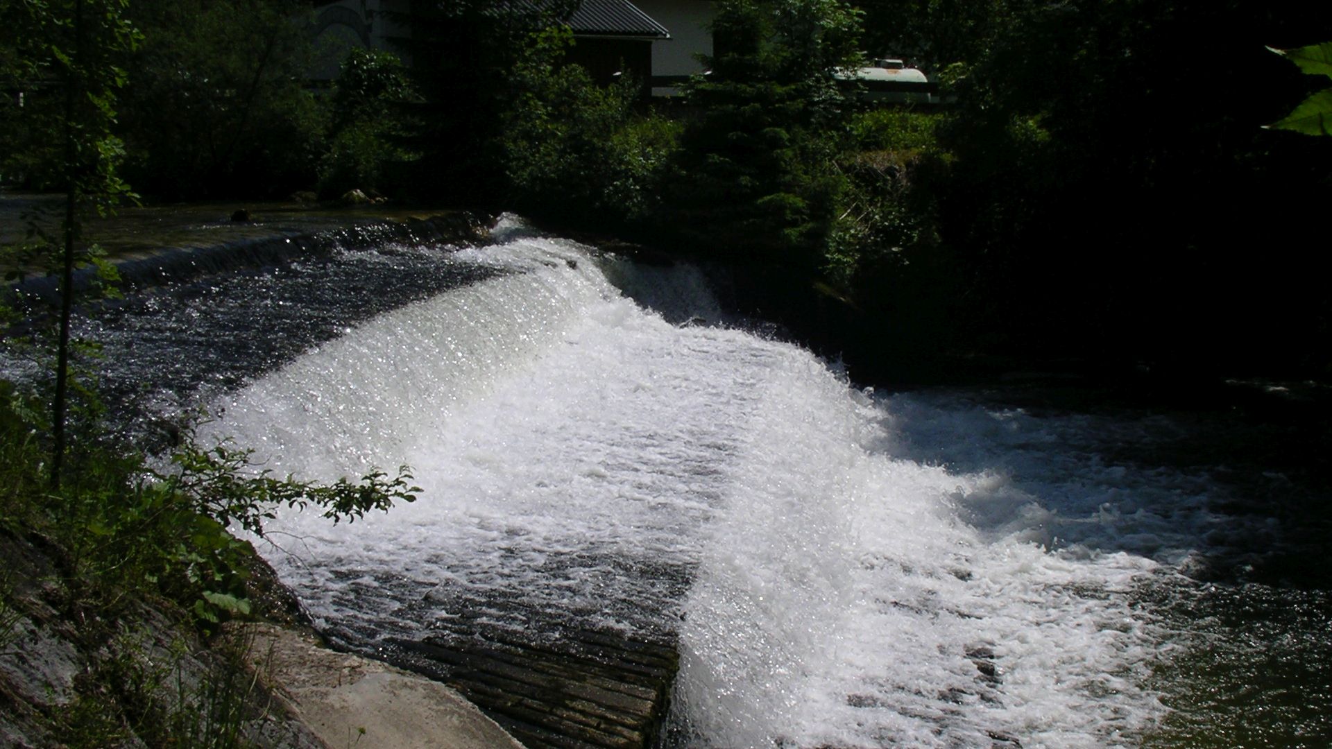 Kajak, Fluss Ödenseetraun, Abschnitt Kainisch - Unterkainisch verfallenes Wehr 
