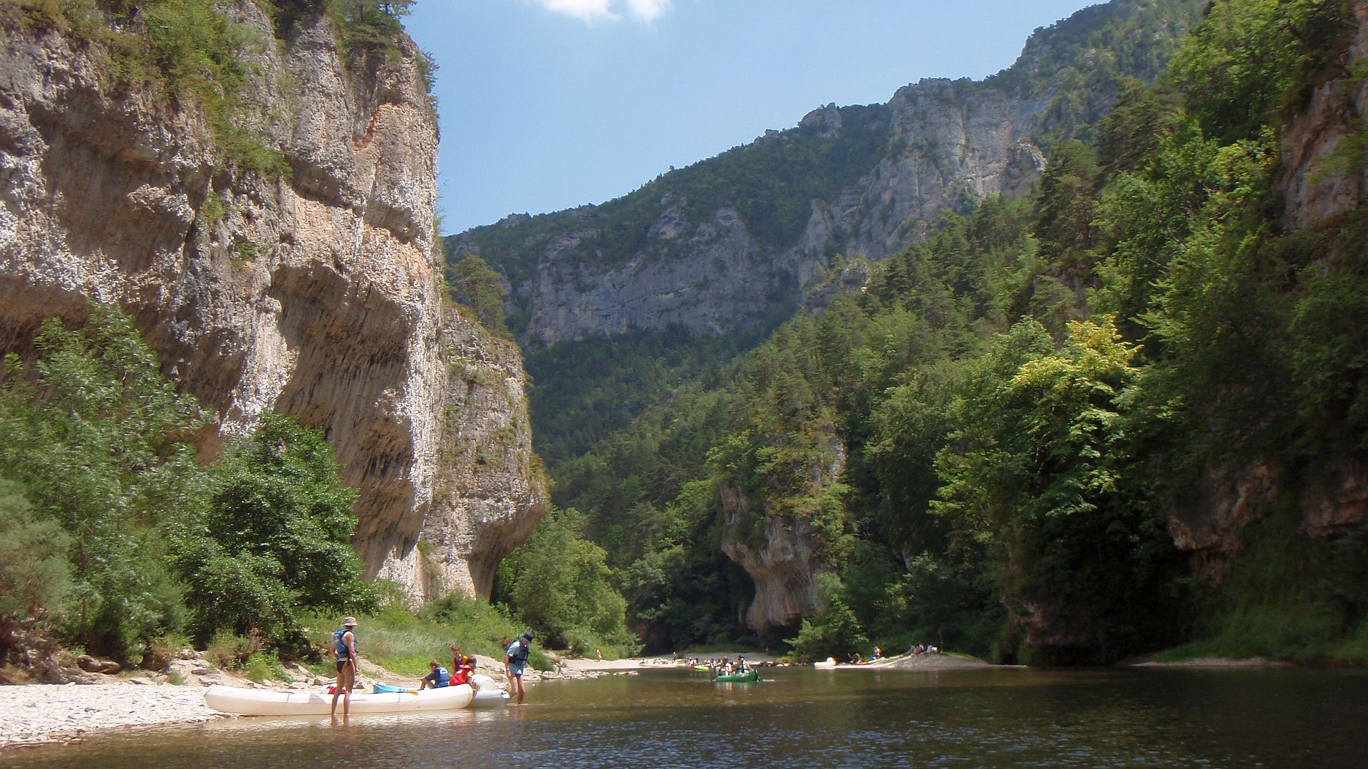 Kajak, Fluss Tarn, Abschnitt Les Vignes - Le Rozier viele Kiesbänke 