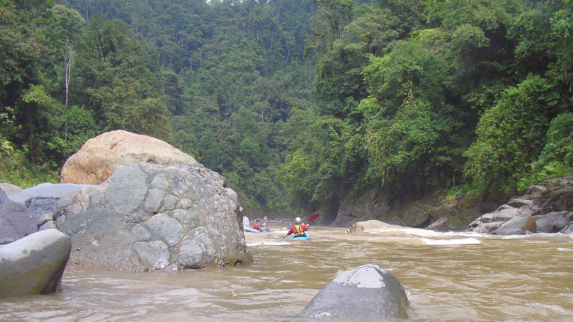 Kajak, Fluss Pacuare, Abschnitt San Martin - Siquierres (Lower) große Blöcke 🛶 Bernd A., Elizabeth I.